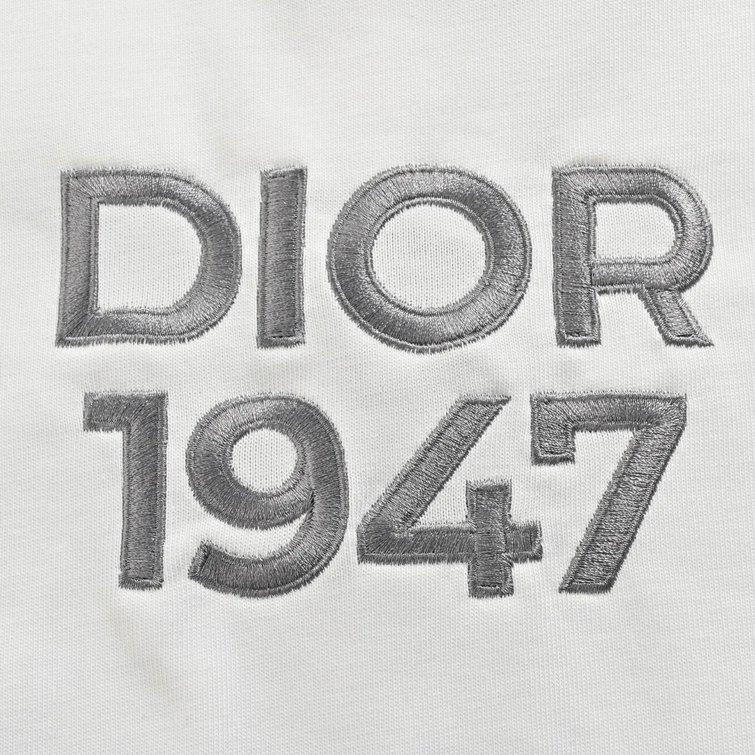 Dior/ 24ss 1947