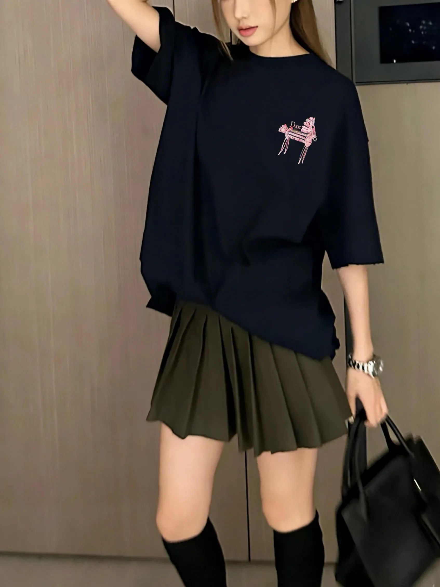 Dior/ logo