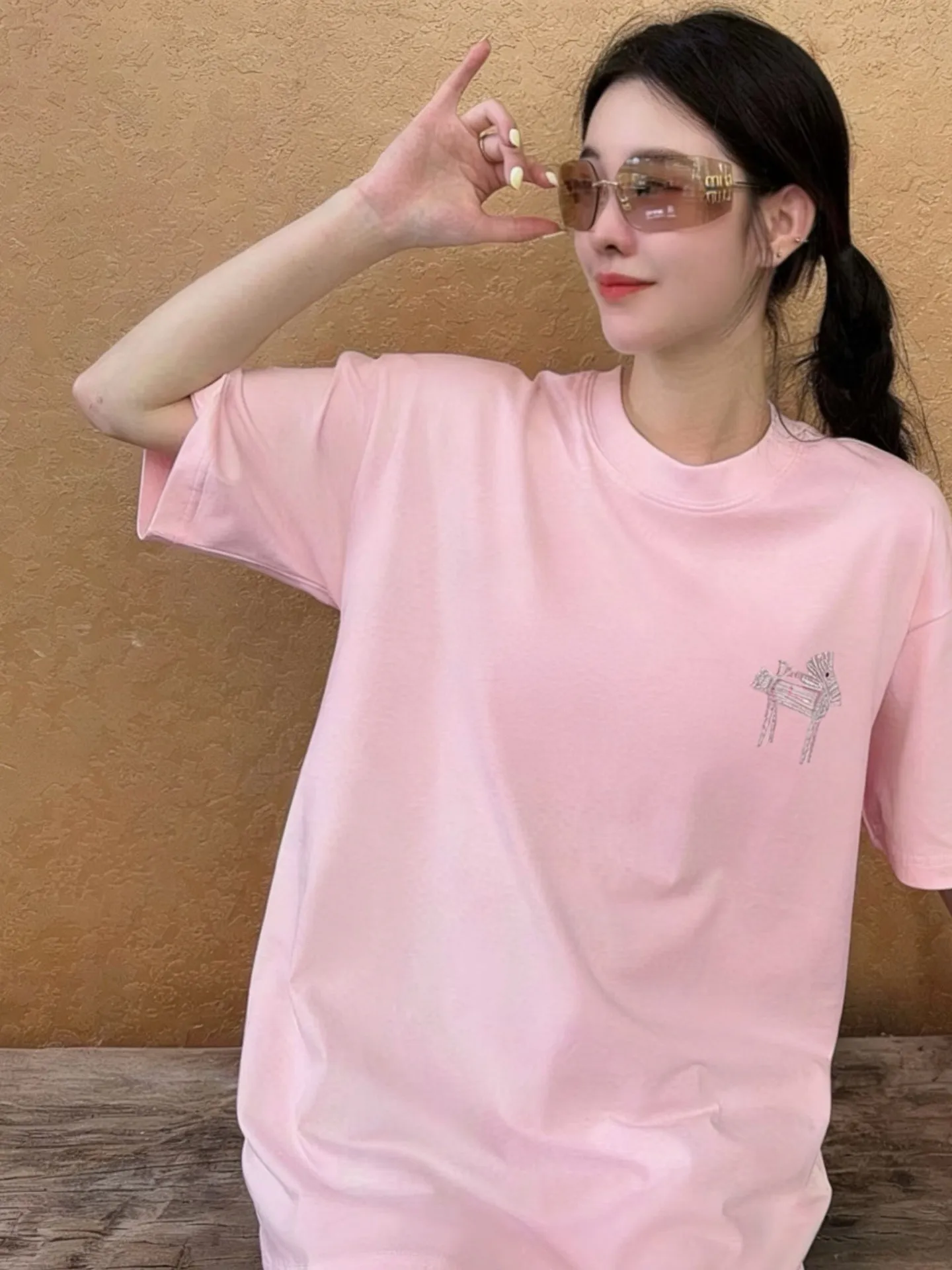 Dior/ logo