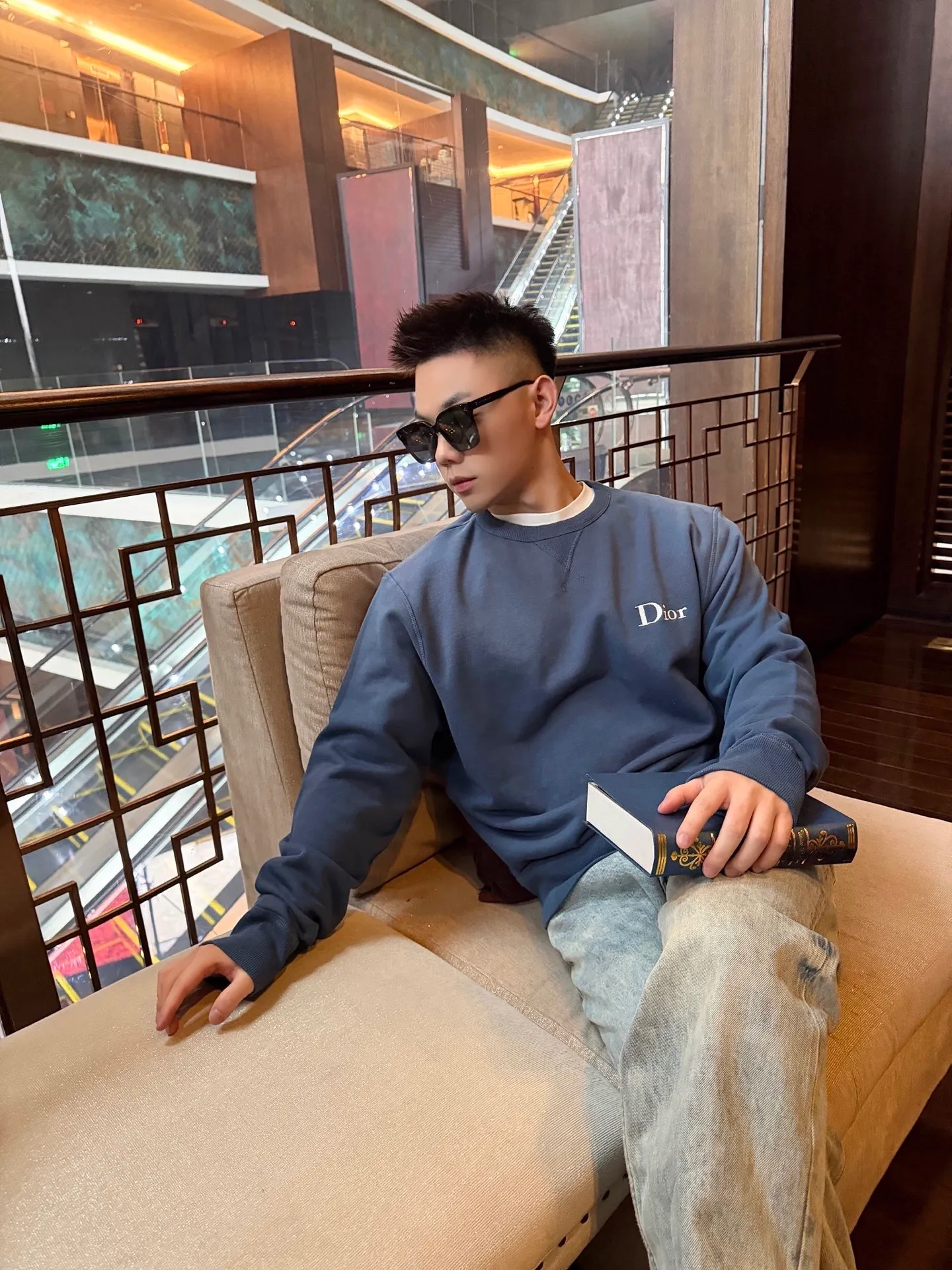 Dior chest embroidered logo crewneck sweatshirt