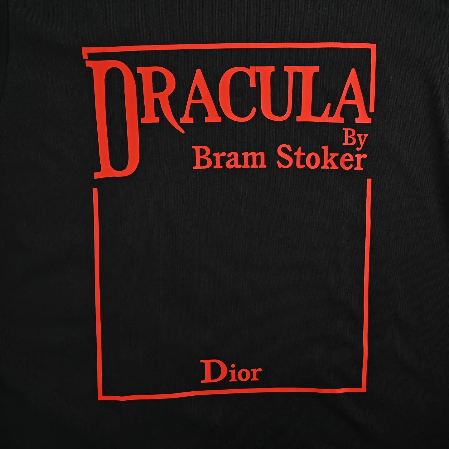 Dior/ DRACULA