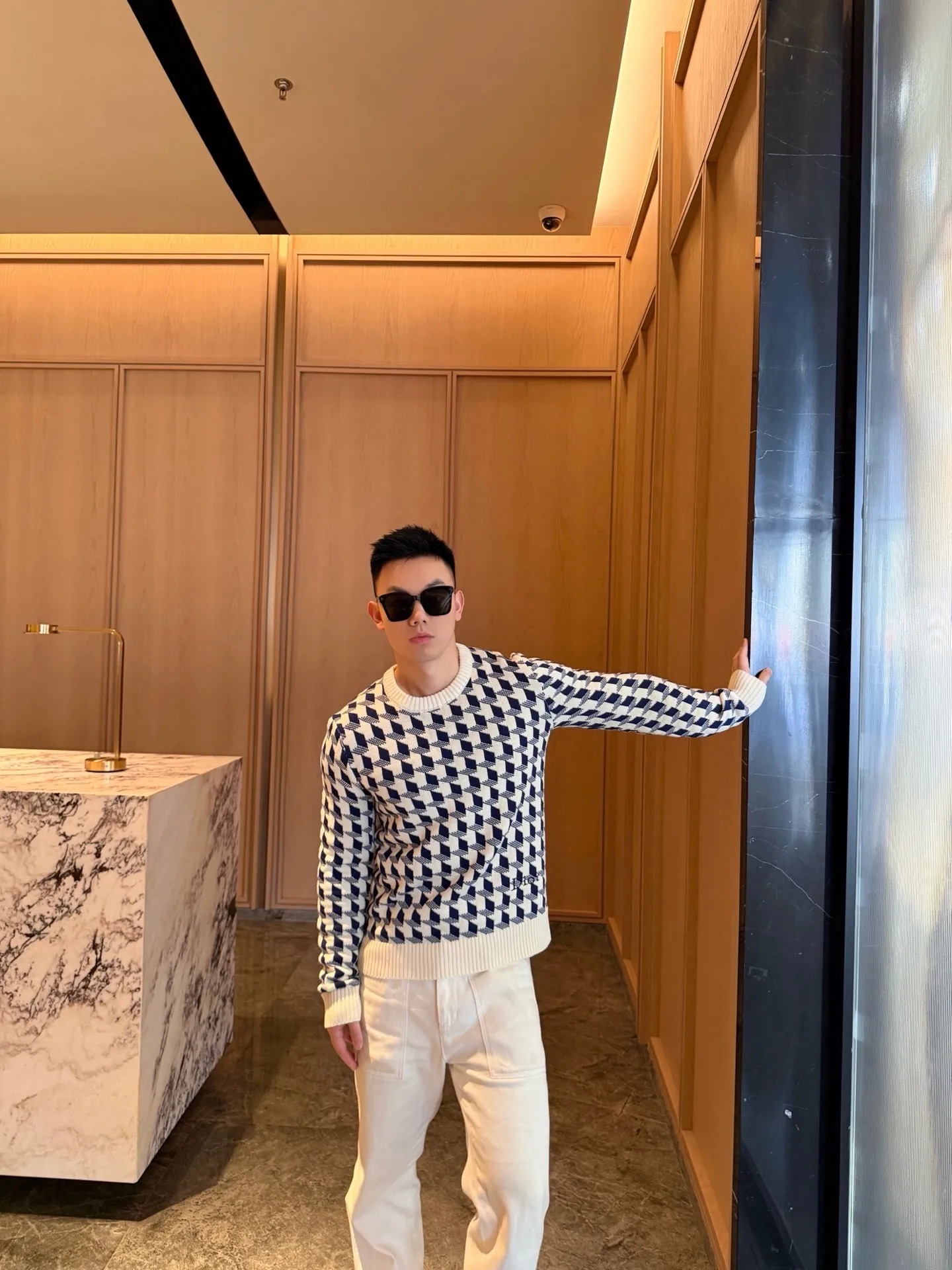 Dior/Dior Houndstooth Jacquard Crewneck Sweater