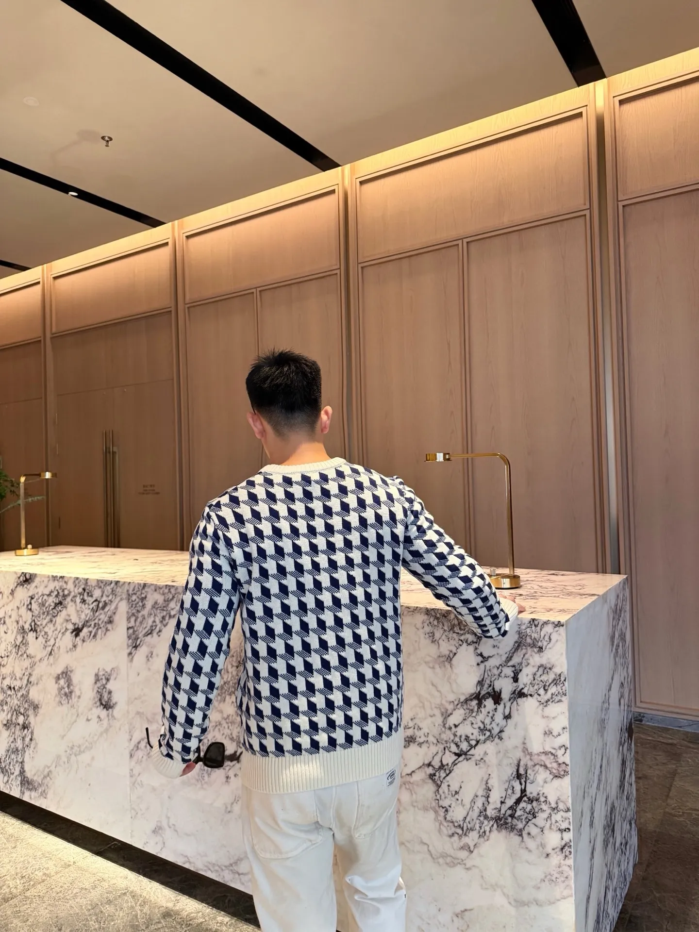 Dior/Dior Houndstooth Jacquard Crewneck Sweater