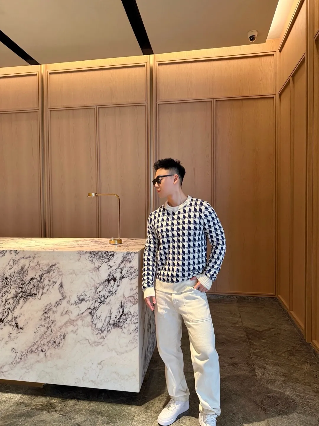 Dior/Dior Houndstooth Jacquard Crewneck Sweater