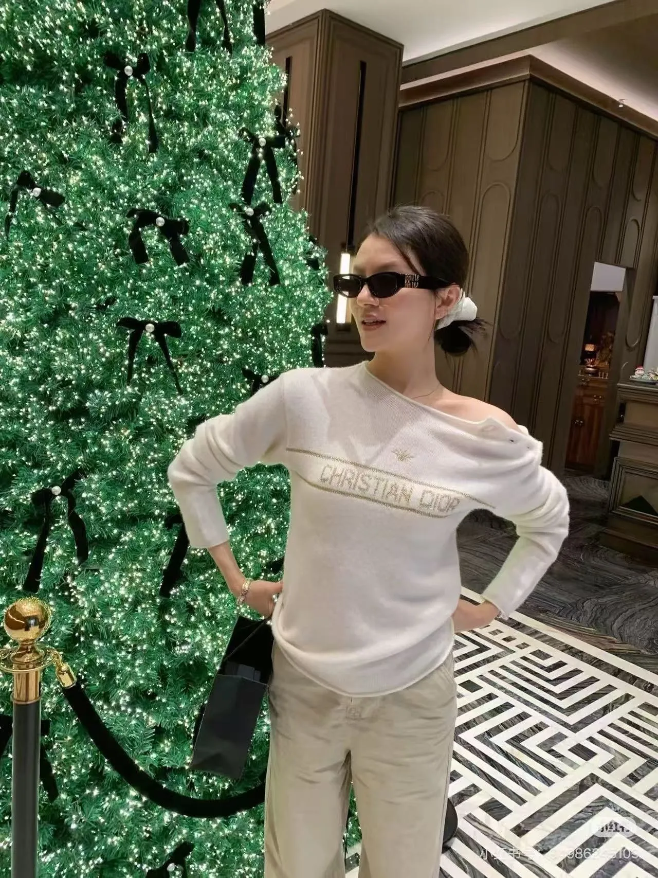 Dior/Dior Bee Embroidered Letter Jacquard Shoulder Buckle Sweater