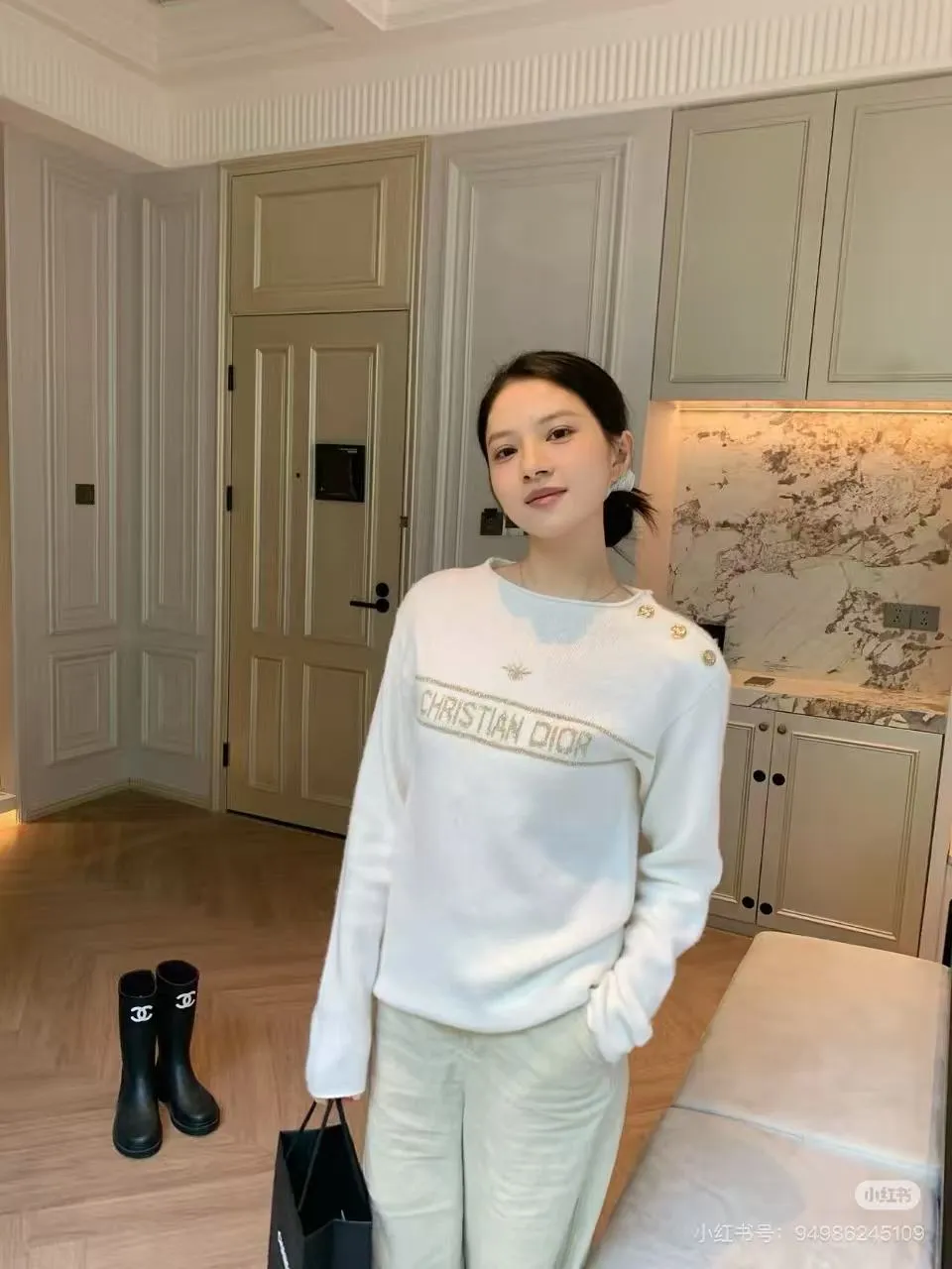 Dior/Dior Bee Embroidered Letter Jacquard Shoulder Buckle Sweater