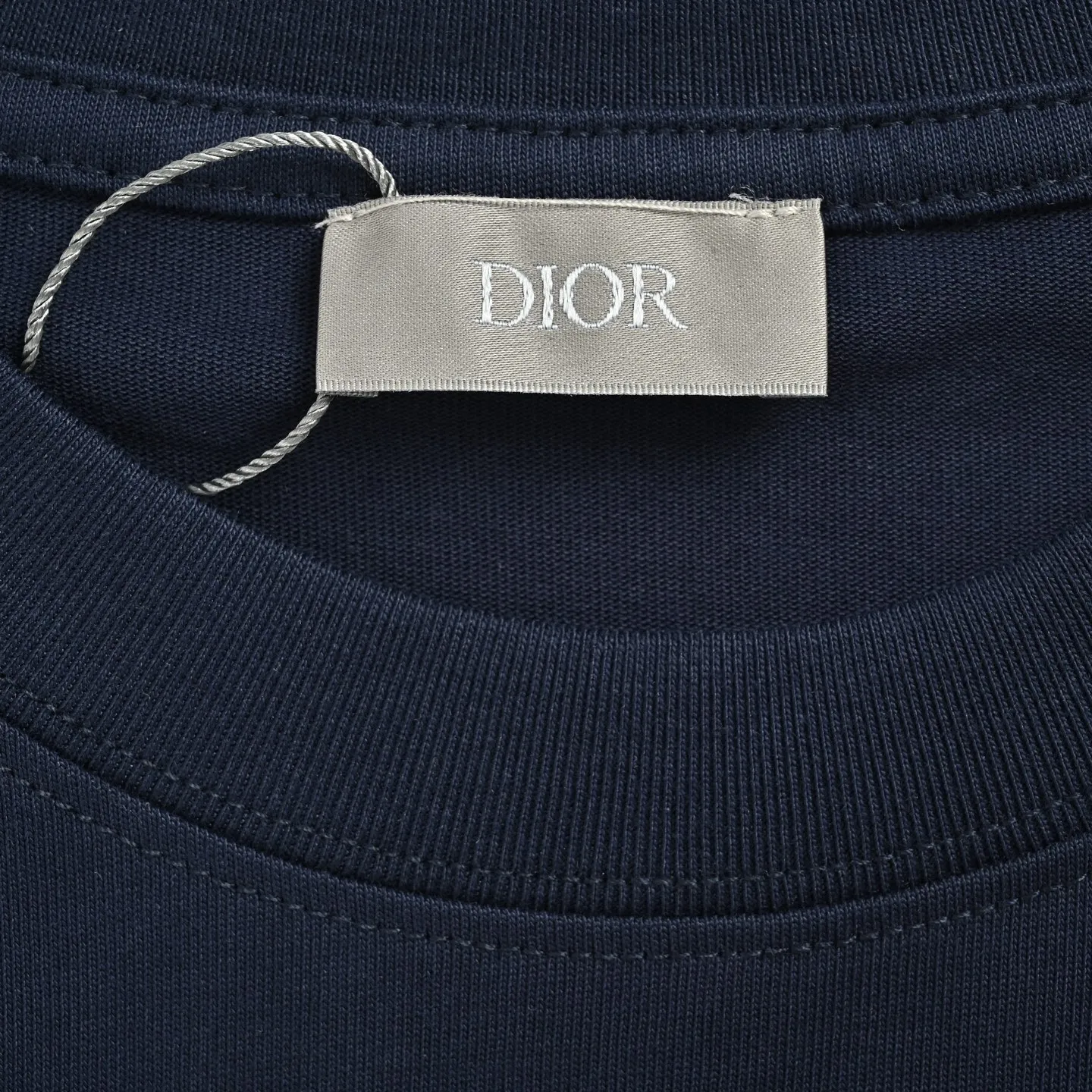 Dior/ 47 logo