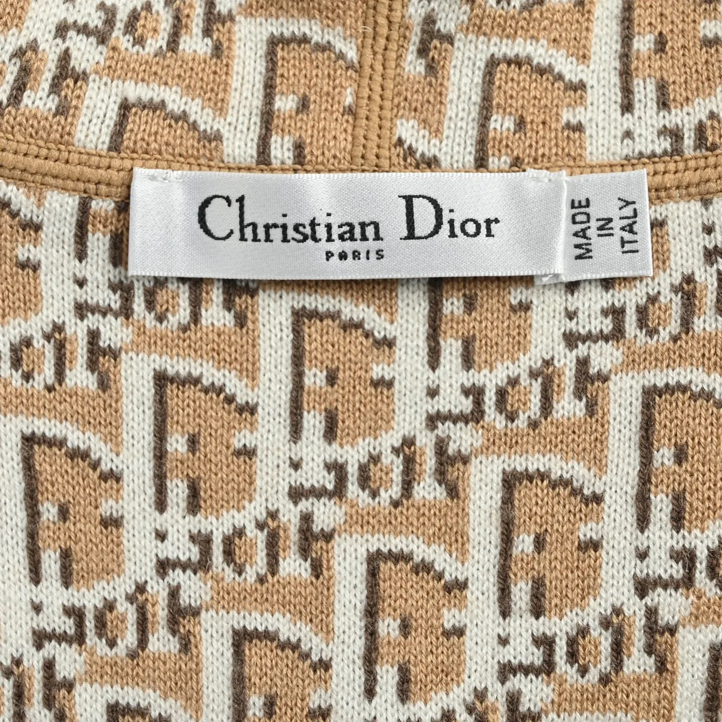 Dior/