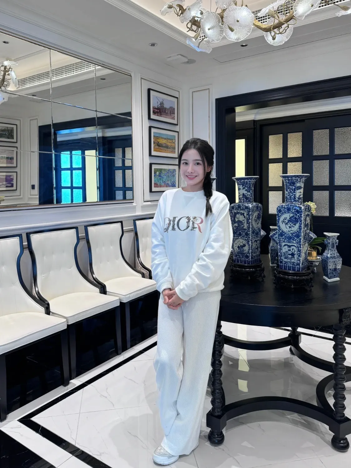 Dior/Dior 23Fw gradient floral letter embroidered round neck sweatshirt