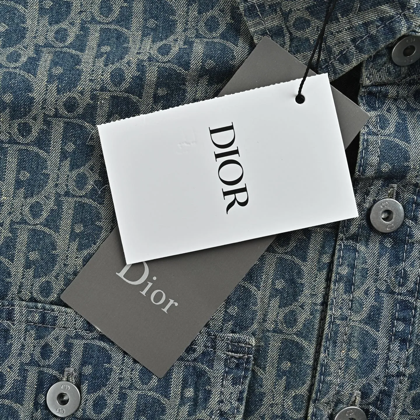 Dior/
