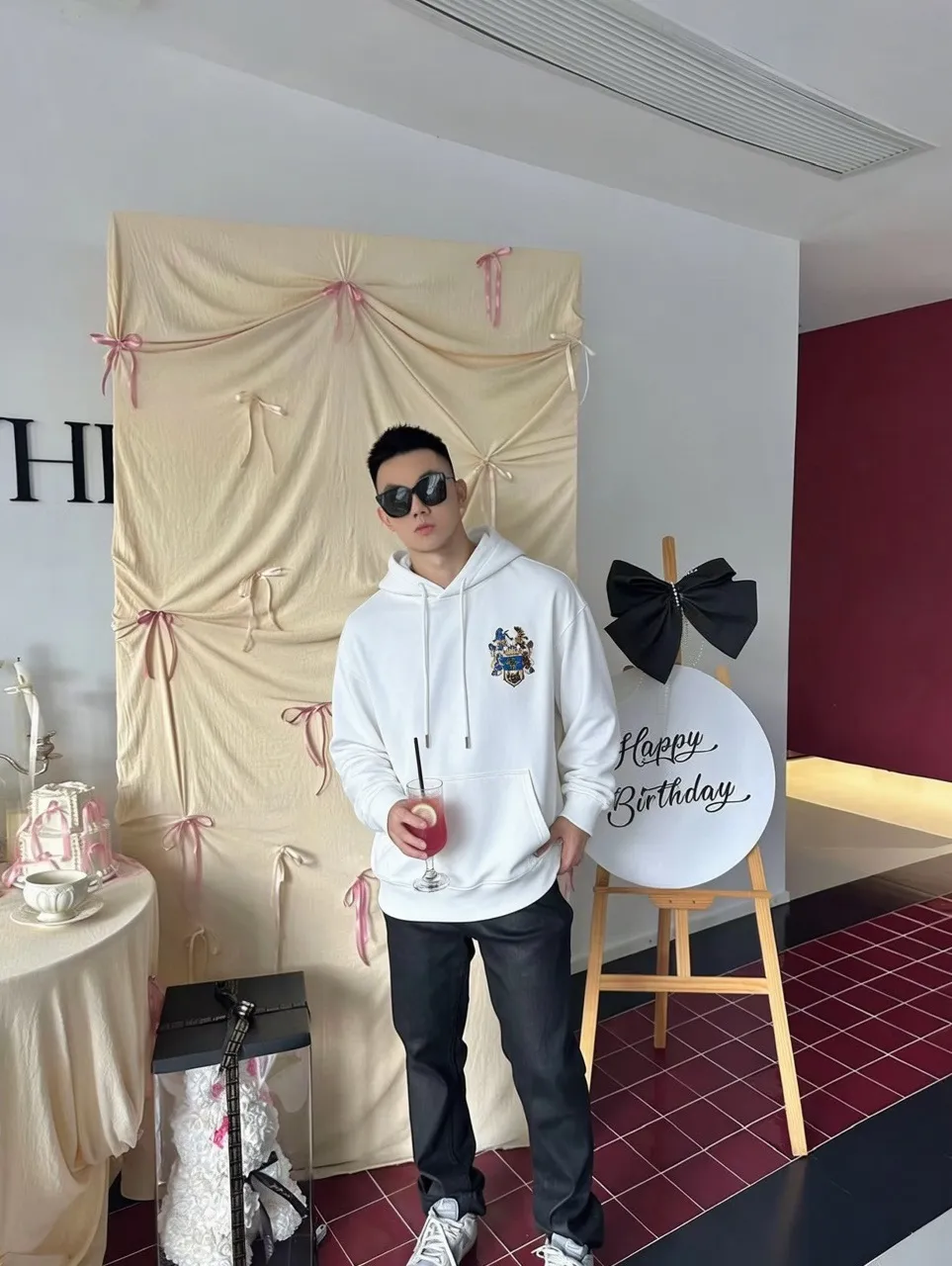 Dior/Dior Bee Logo Embroidered Hooded Sweatshirt