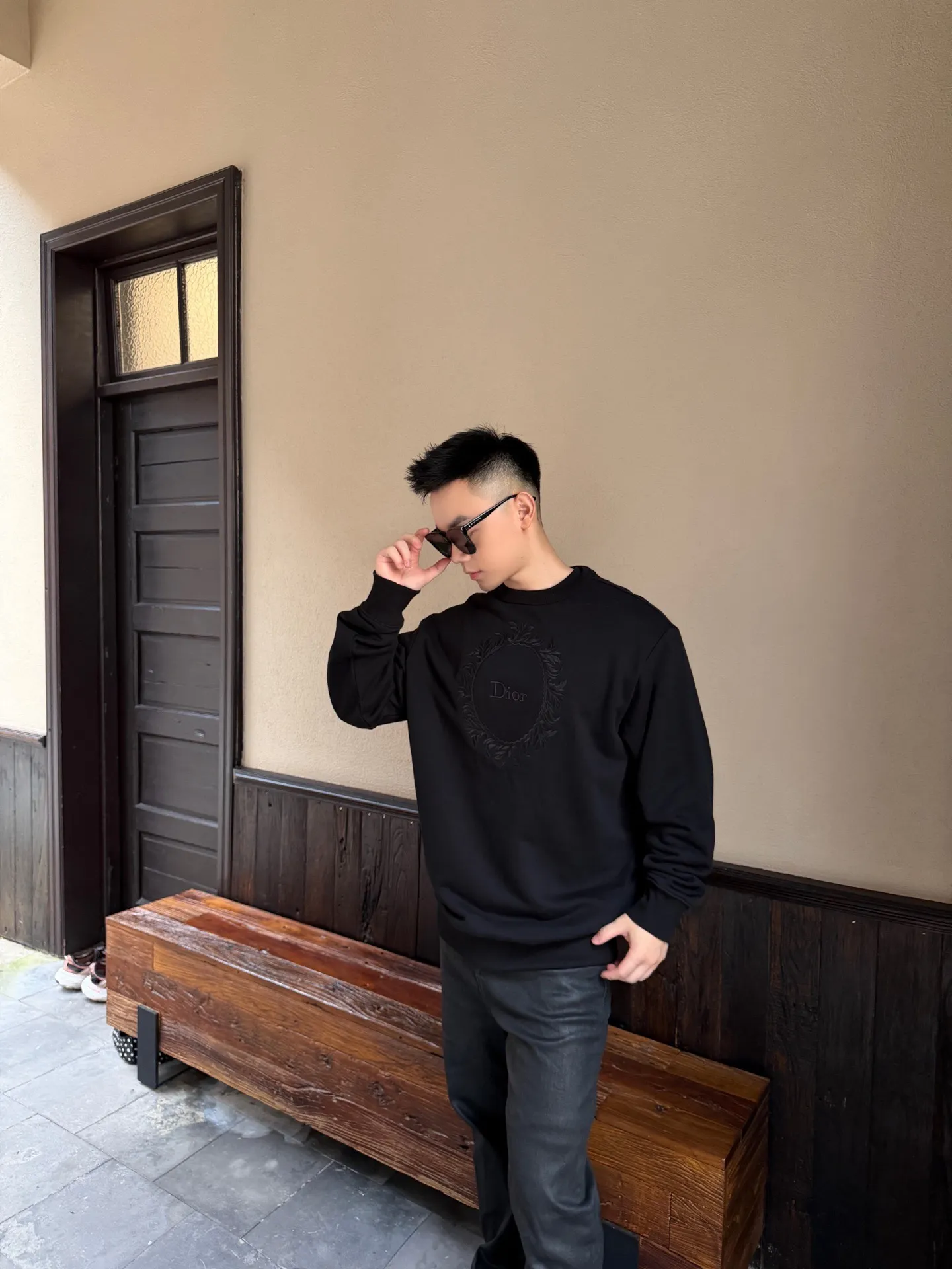 Dior/Dior Medaillon Round Sign Embroidered Crew Neck Sweatshirt