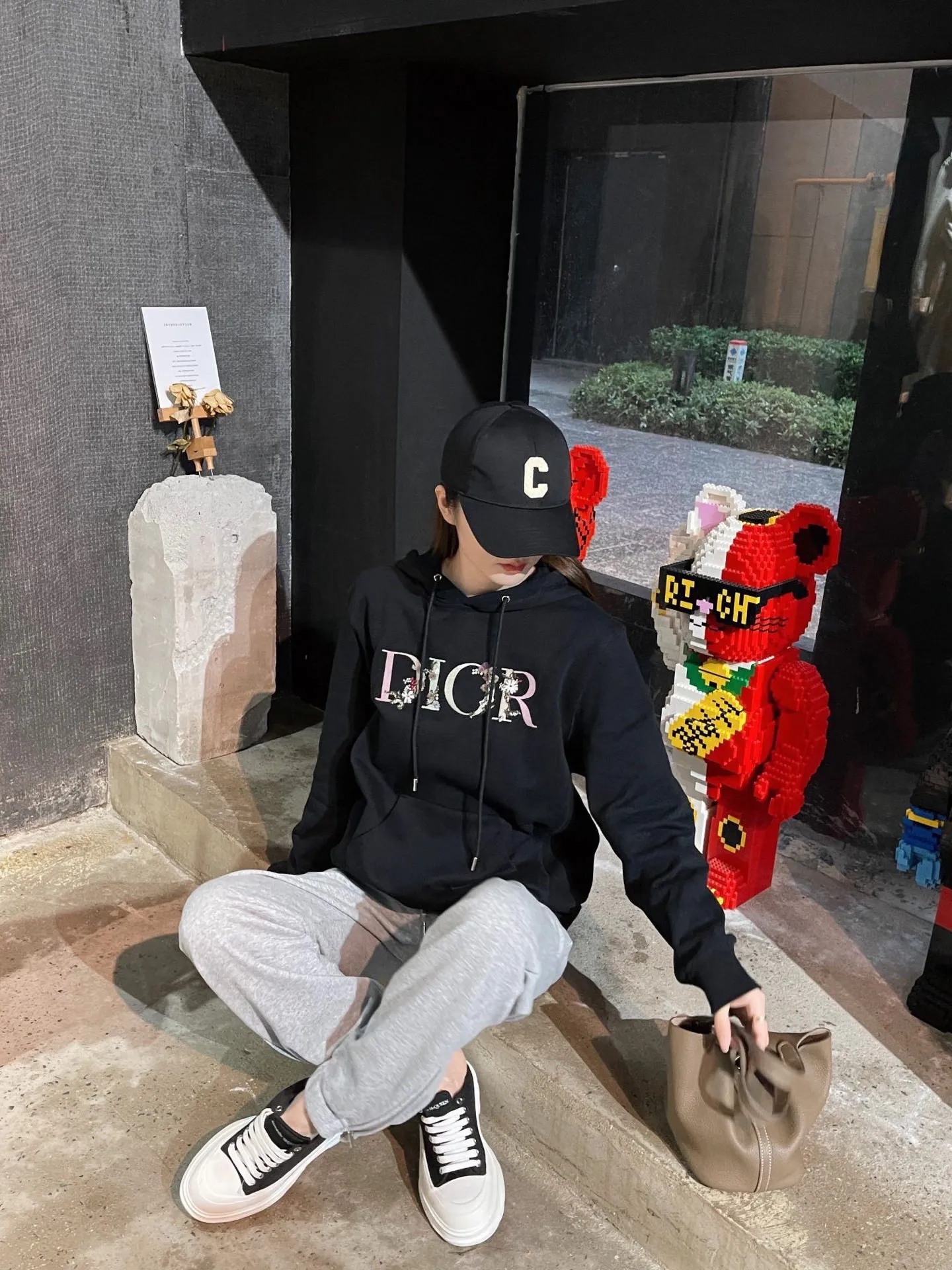Dior / 22Fw