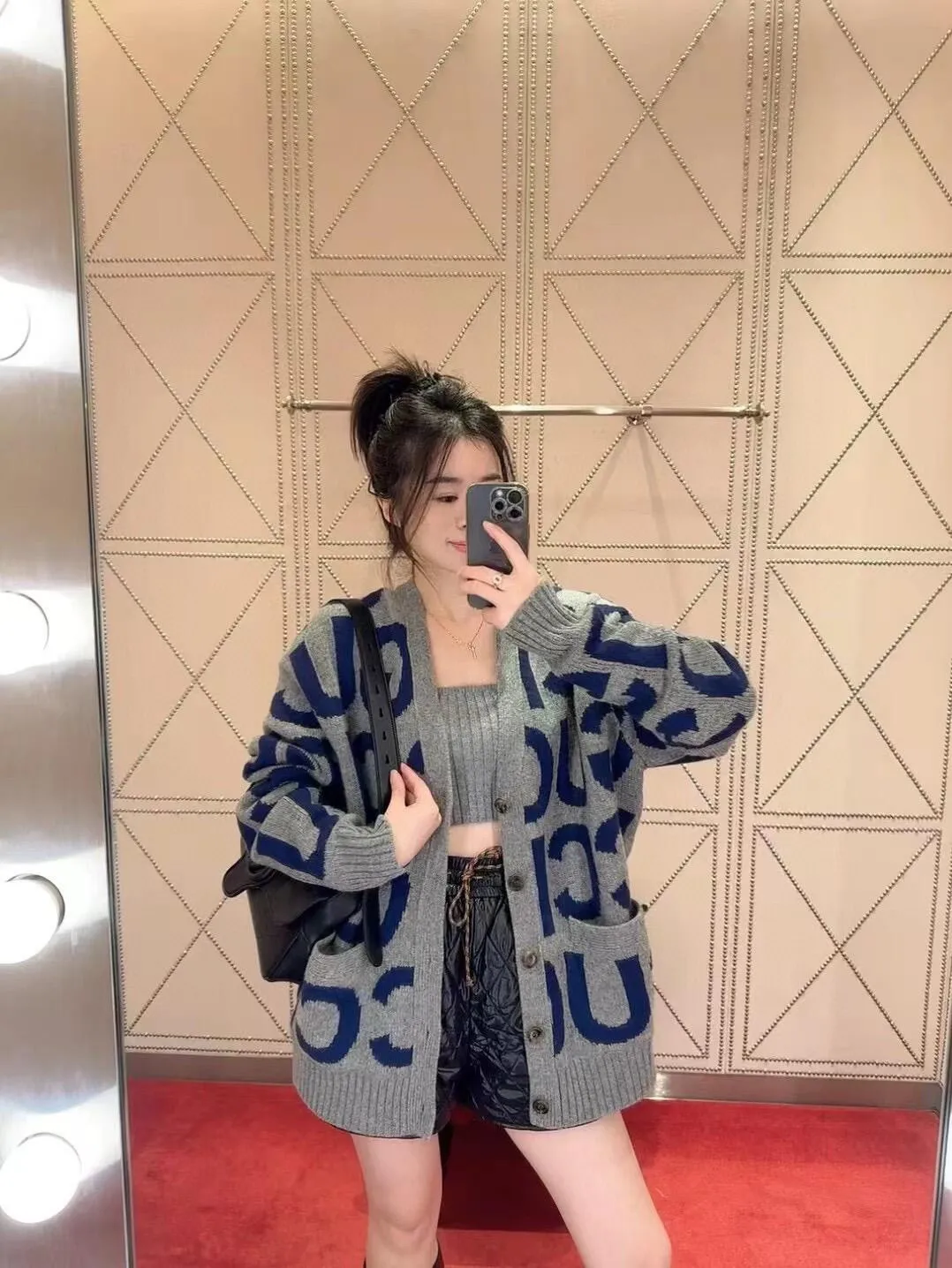 Gucci/Gucci intarsia letter all over printed cardigan sweater