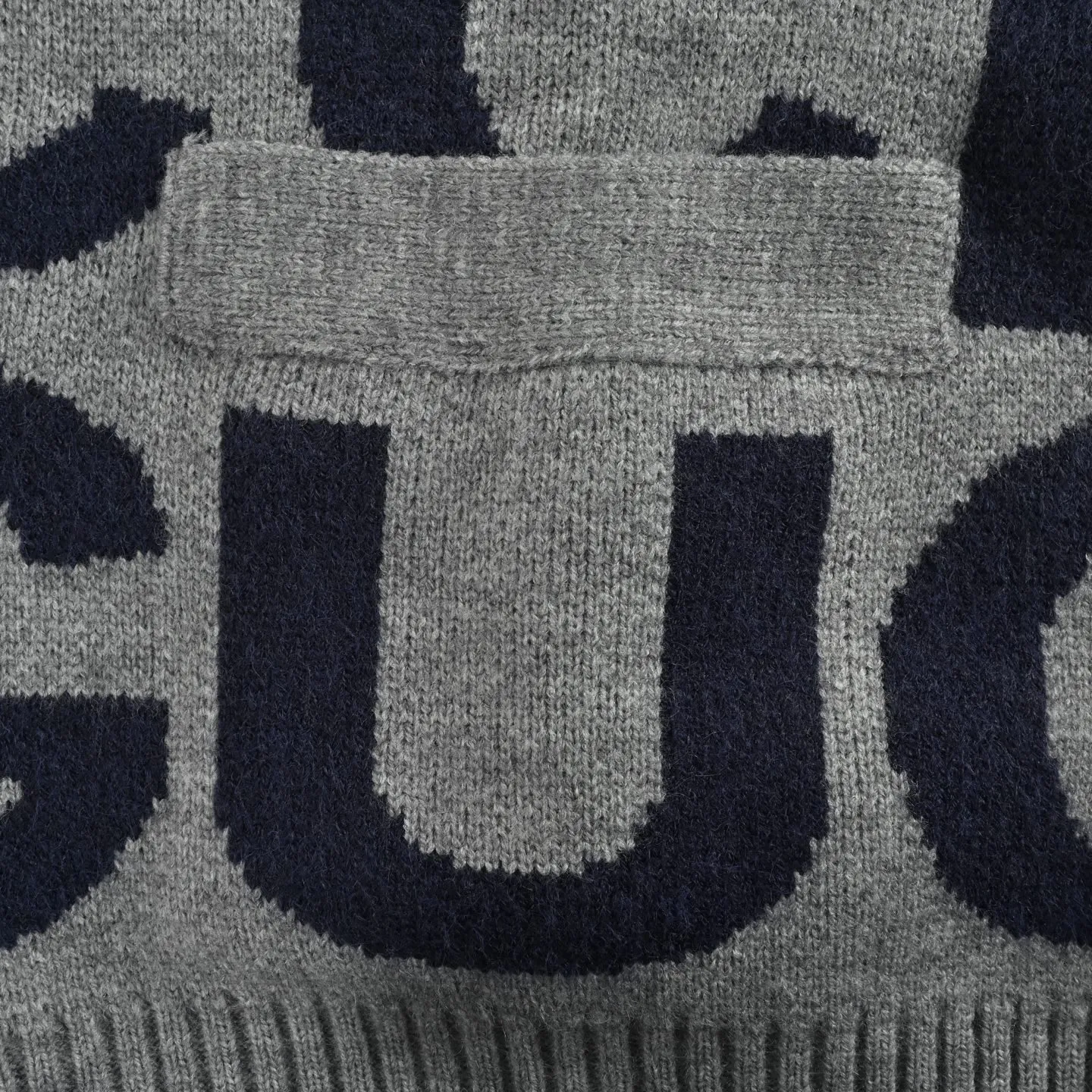 Gucci/Gucci intarsia letter all over printed cardigan sweater