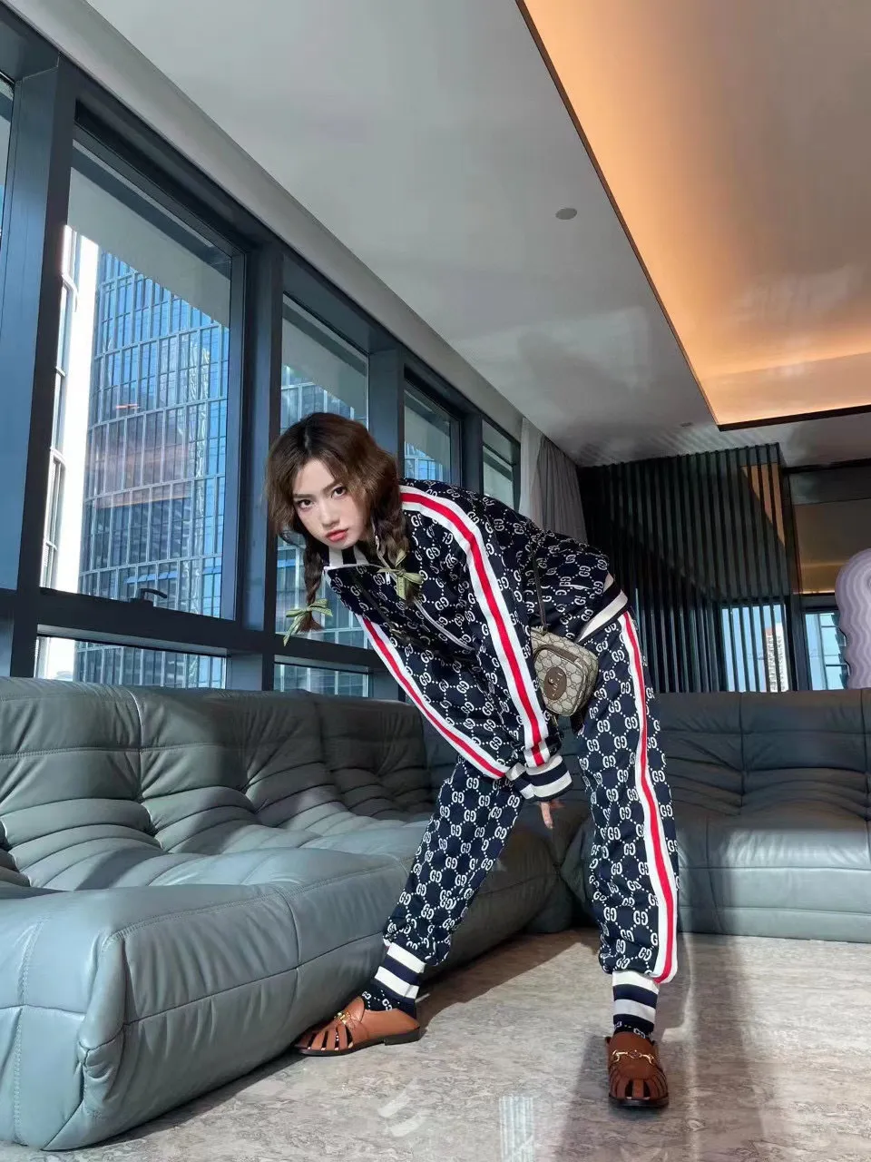 Gucci/ Classic logo
