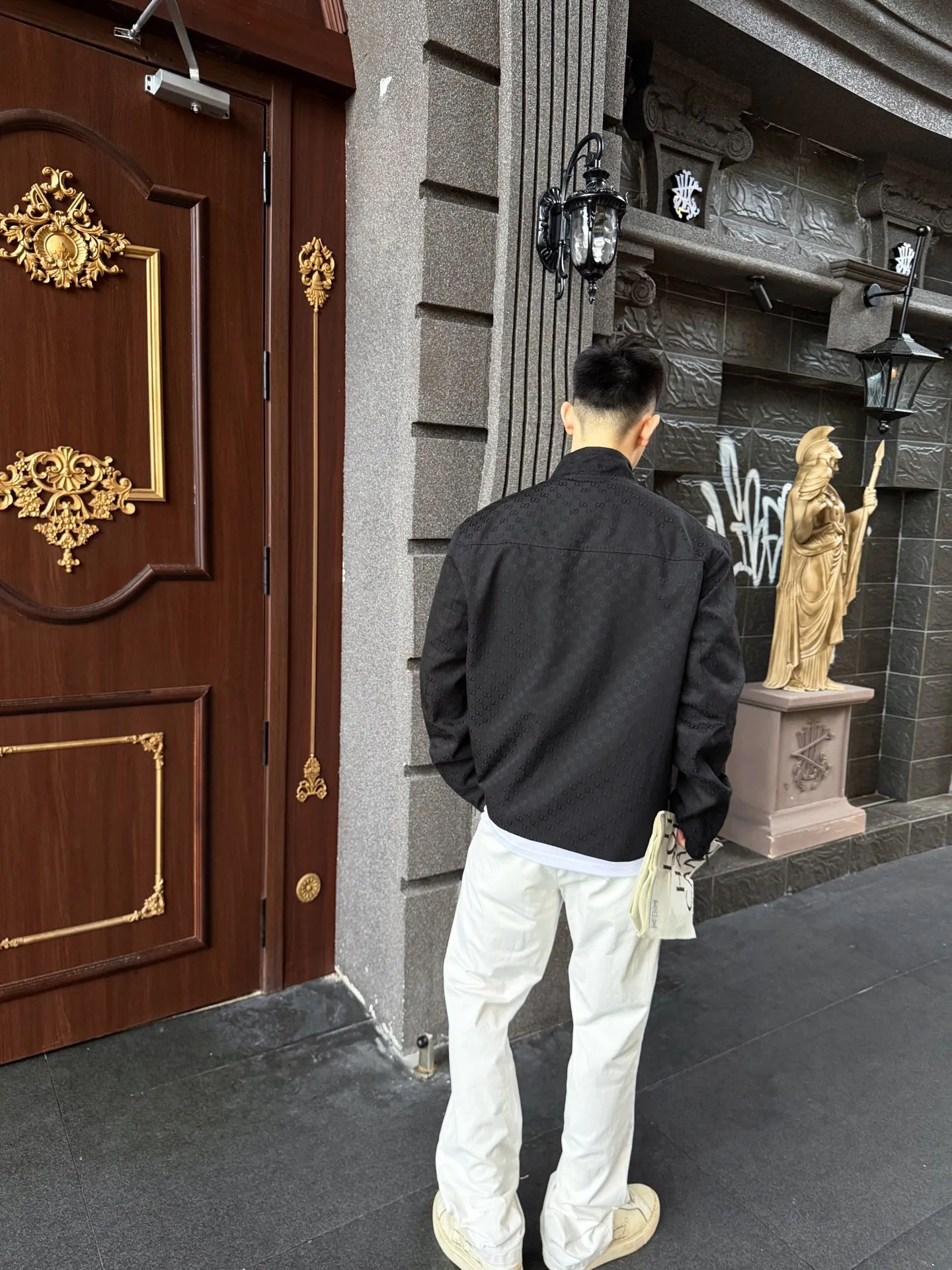Gucci/Gucci all-over printed hidden zipper jacket