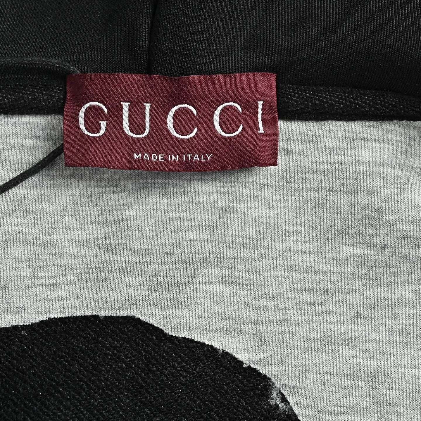 Gucci/ logo