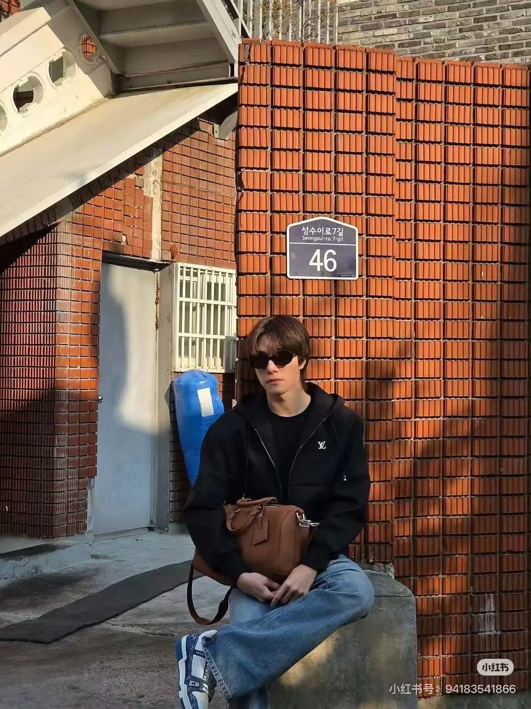 Gucci/ logo