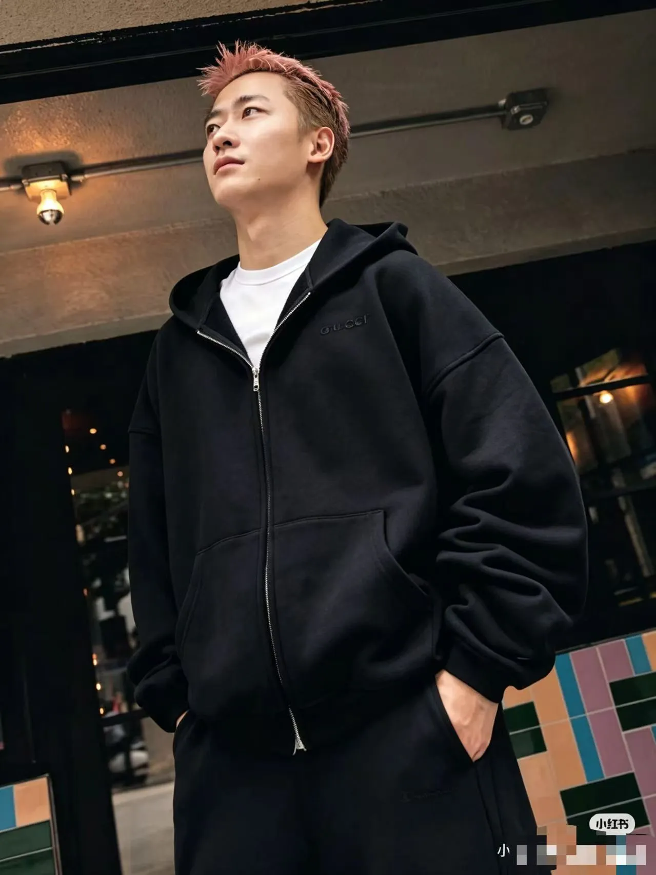 Gucci/ logo