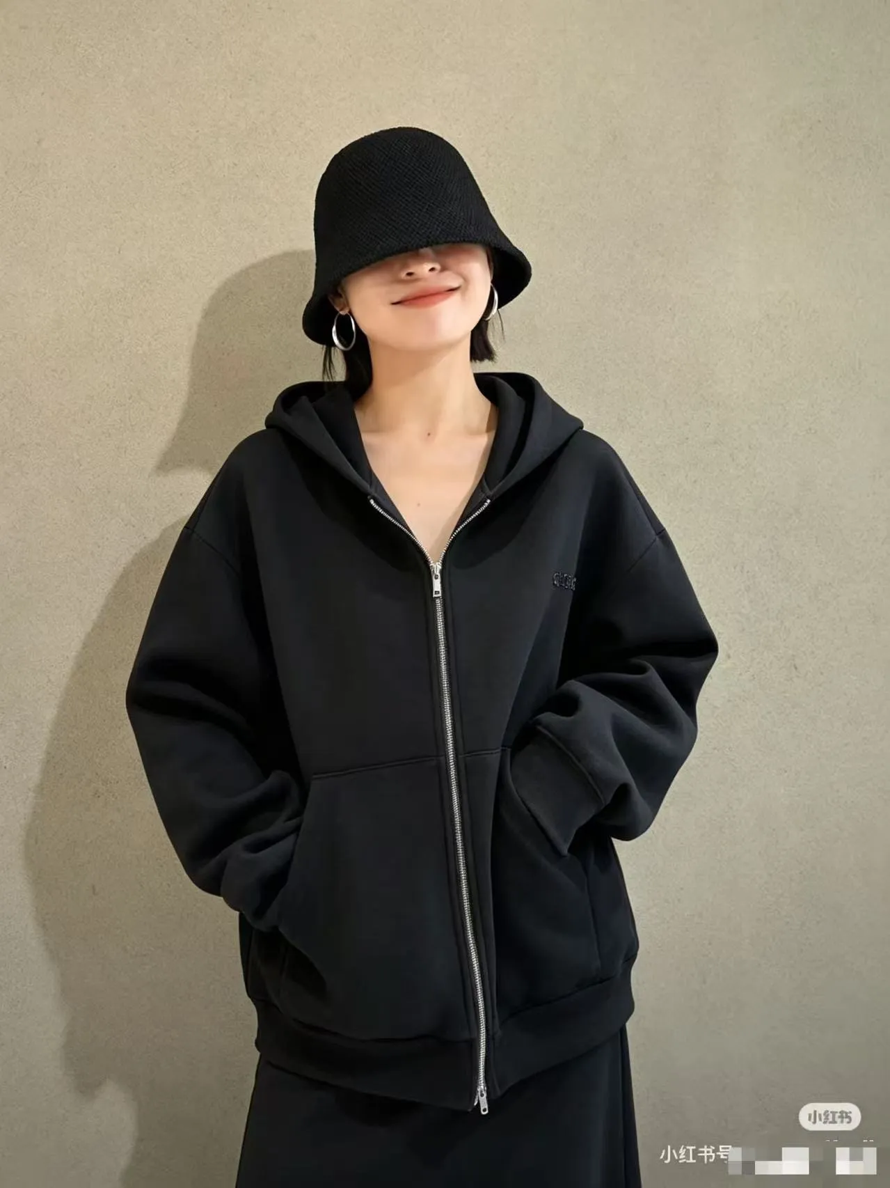 Gucci/ logo