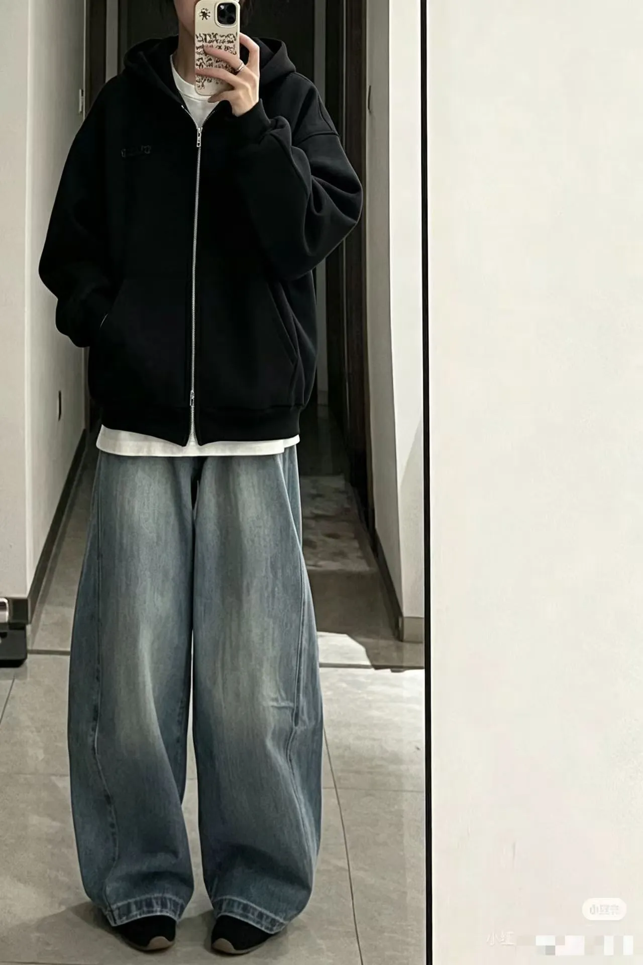 Gucci/ logo