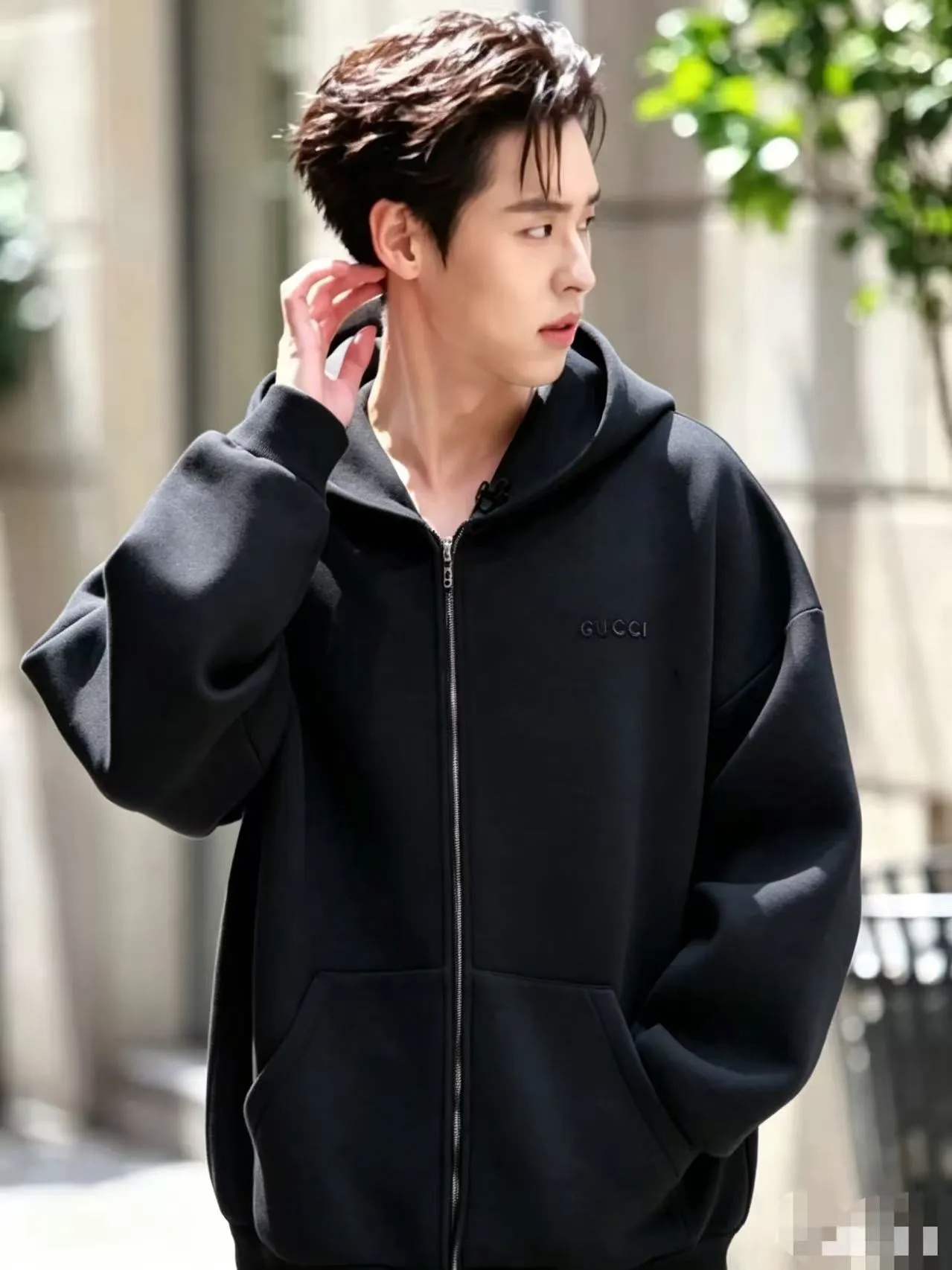 Gucci/ logo