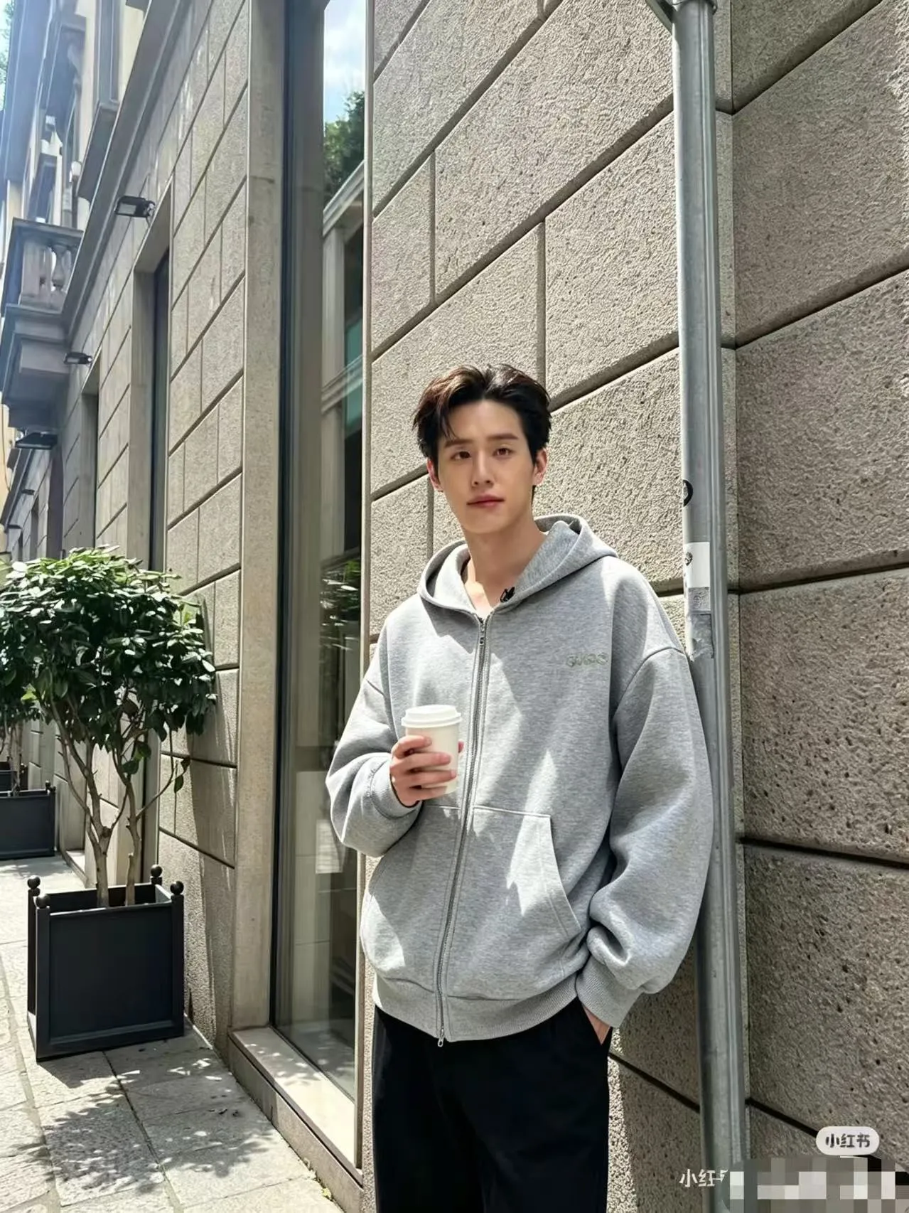 Gucci/ logo