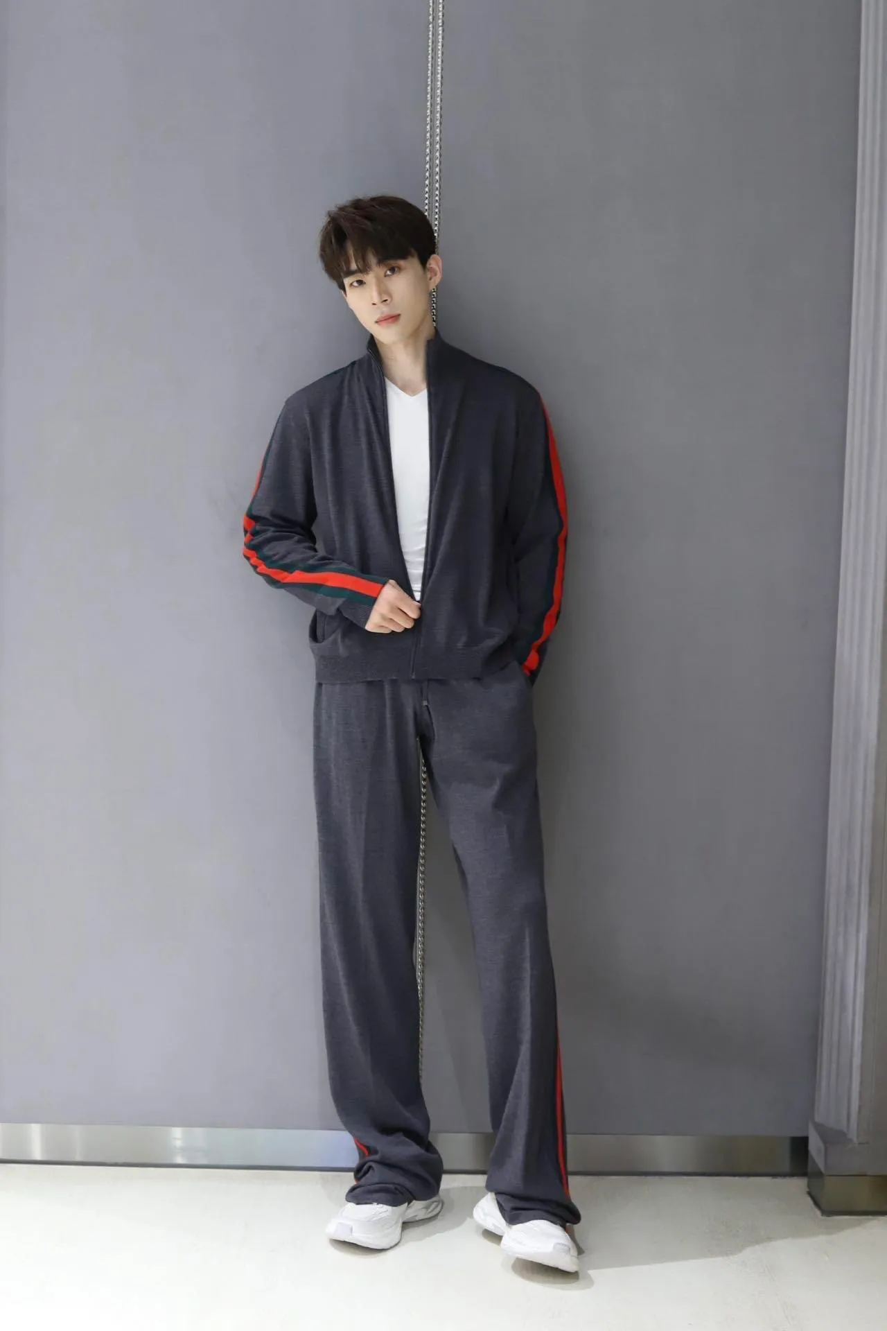 Gucci/Gucci red and green webbing wool suit trousers