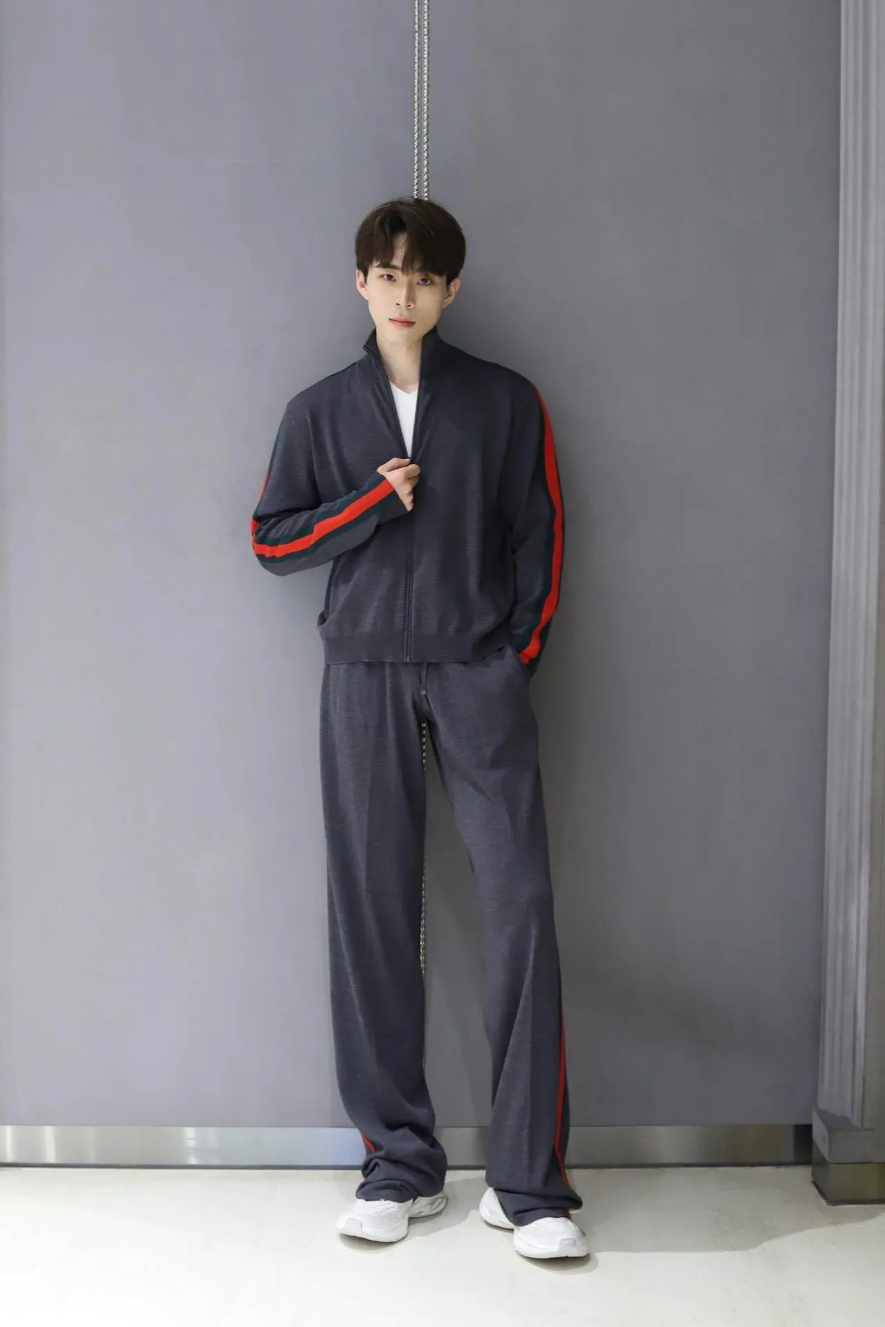 Gucci/Gucci red and green webbing wool suit trousers