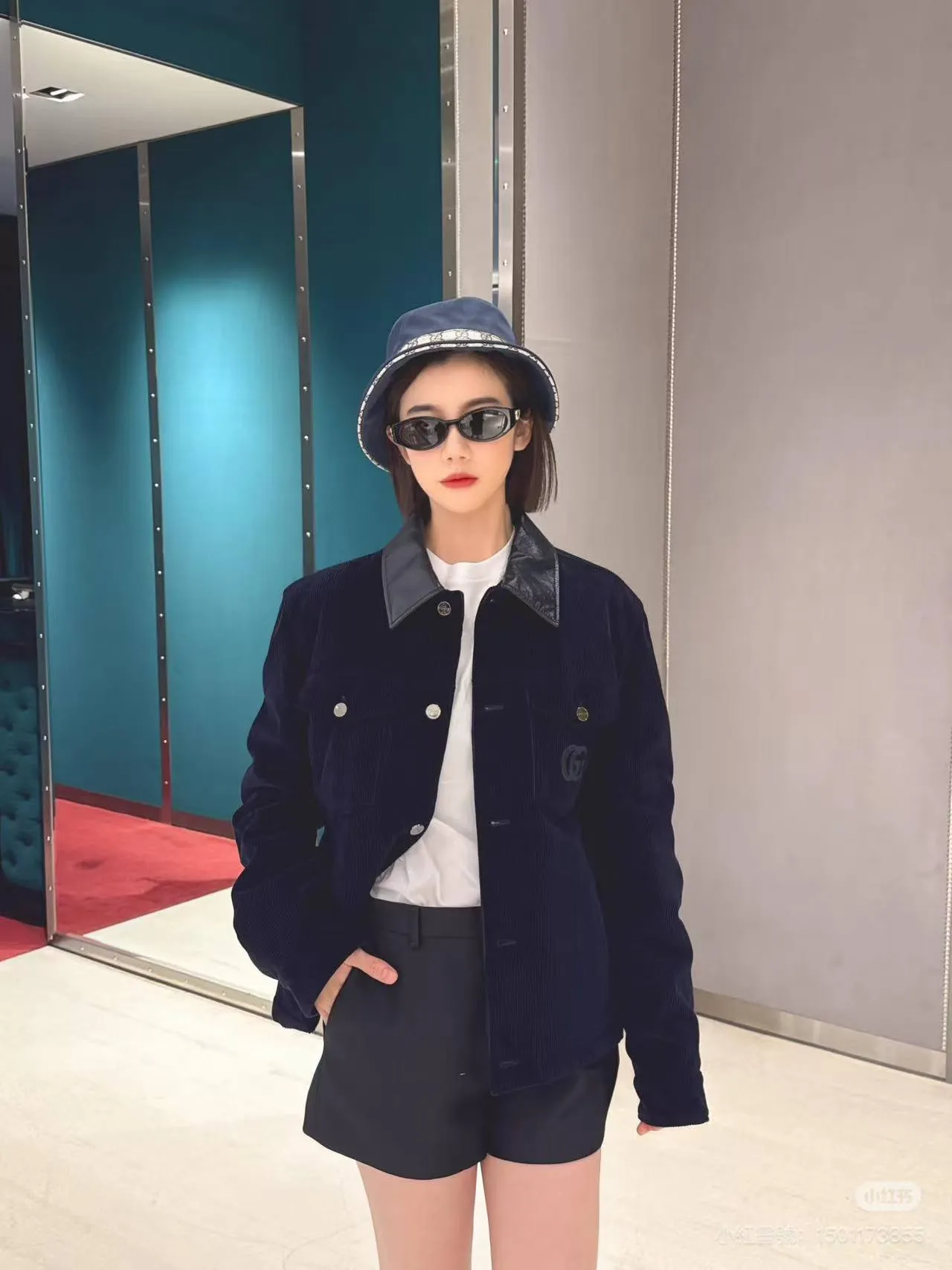 Gucci/Gucci embroidered leather collar corduroy jacket
