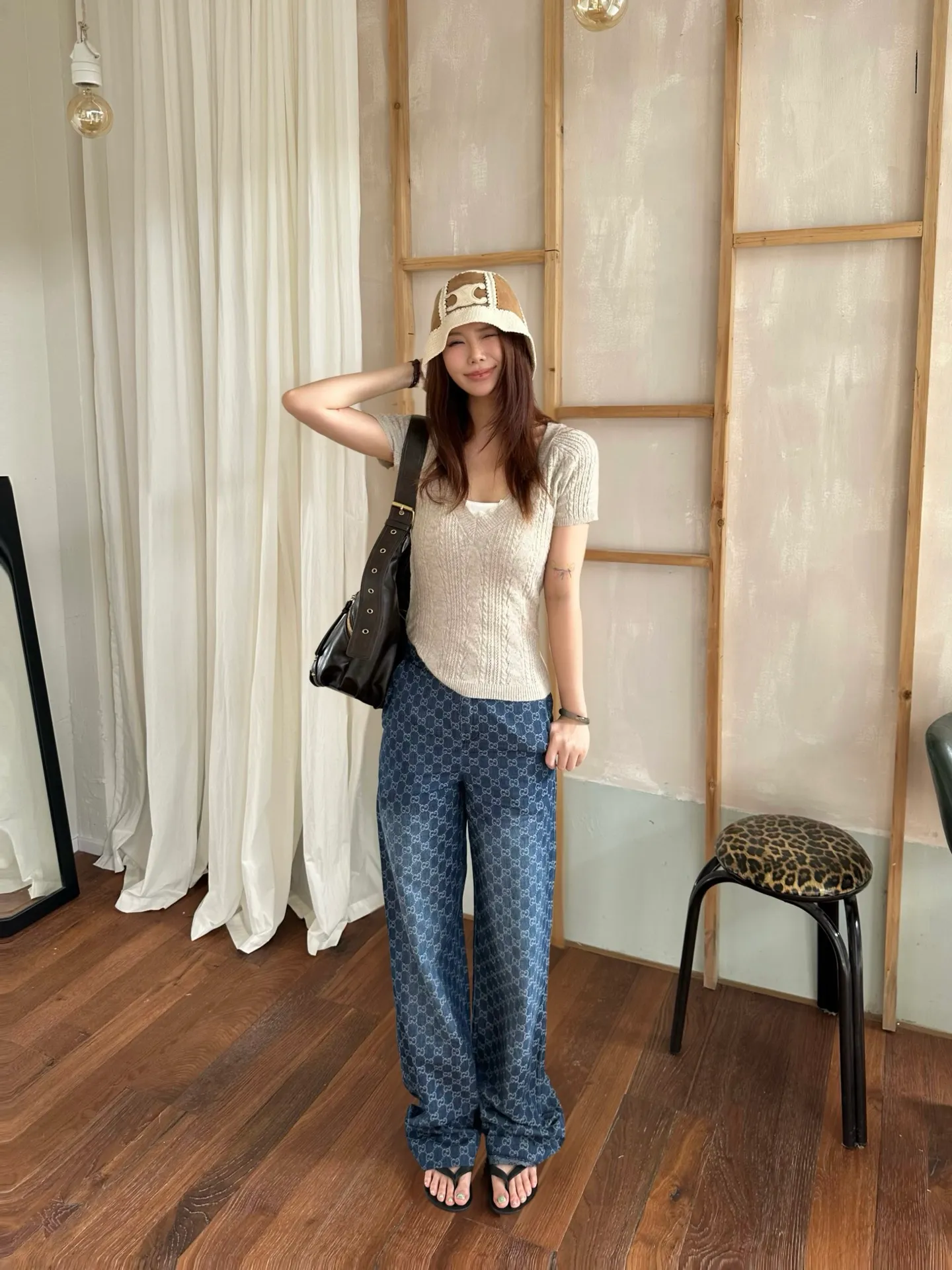 Gucci/Gucci old flower all over printed jacquard trousers