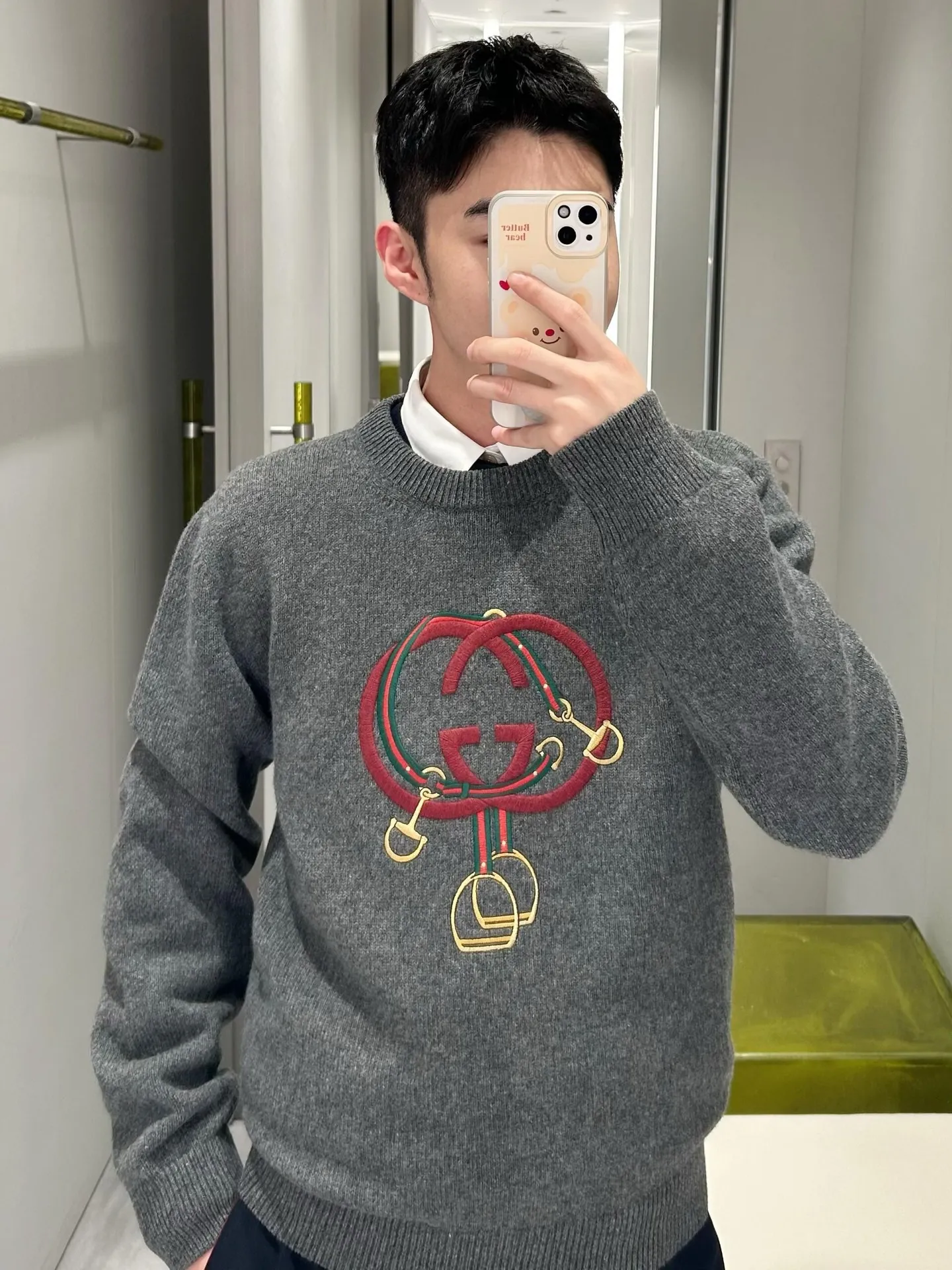 Gucci/Gucci red lantern embroidered crew neck sweater