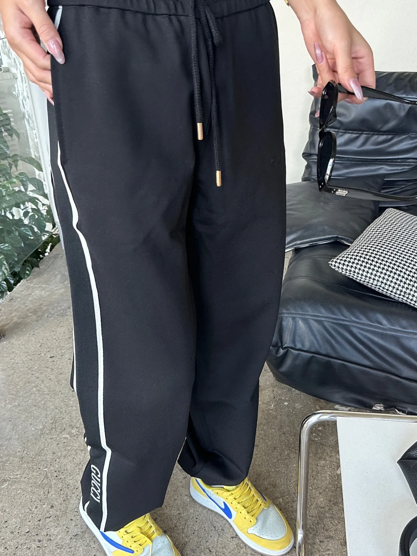 Gucci/Gucci 25Fw side webbing letter trousers