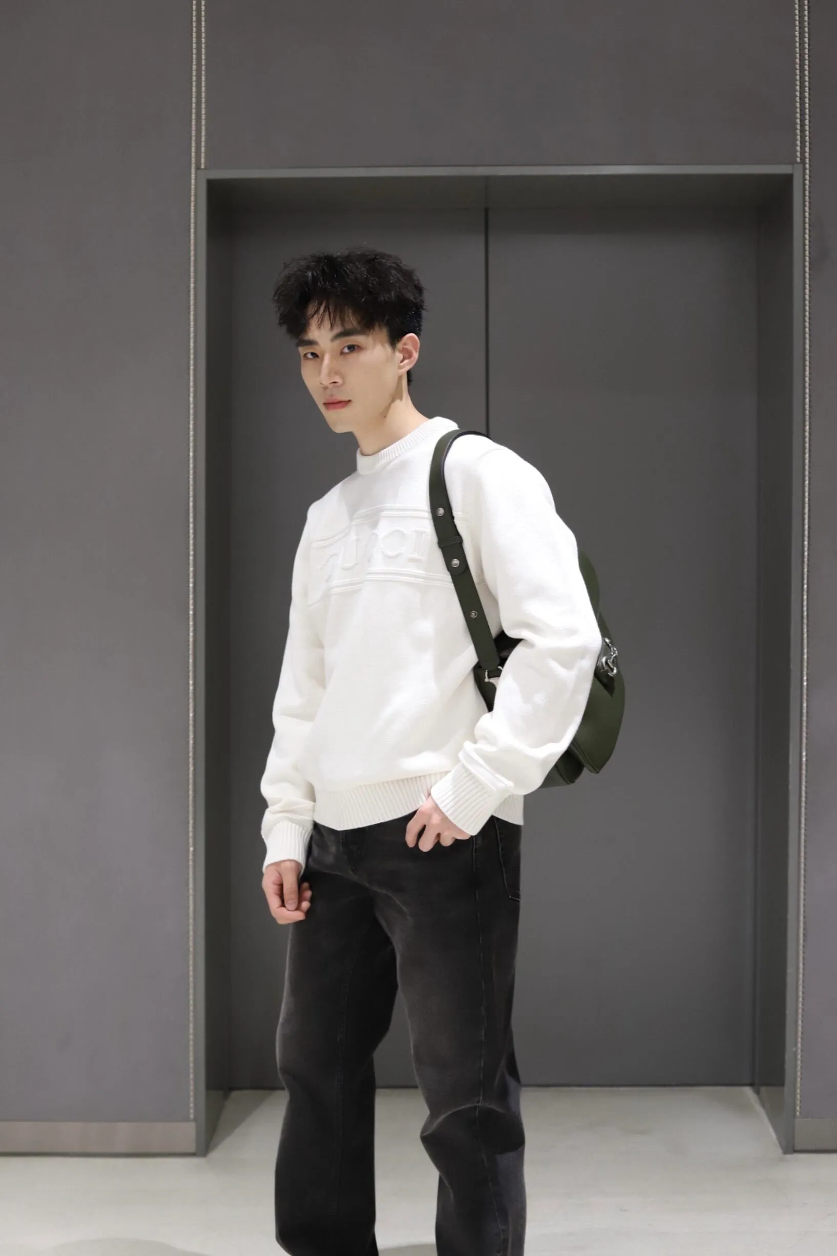 Gucci/Gucci letter jacquard crew neck sweater