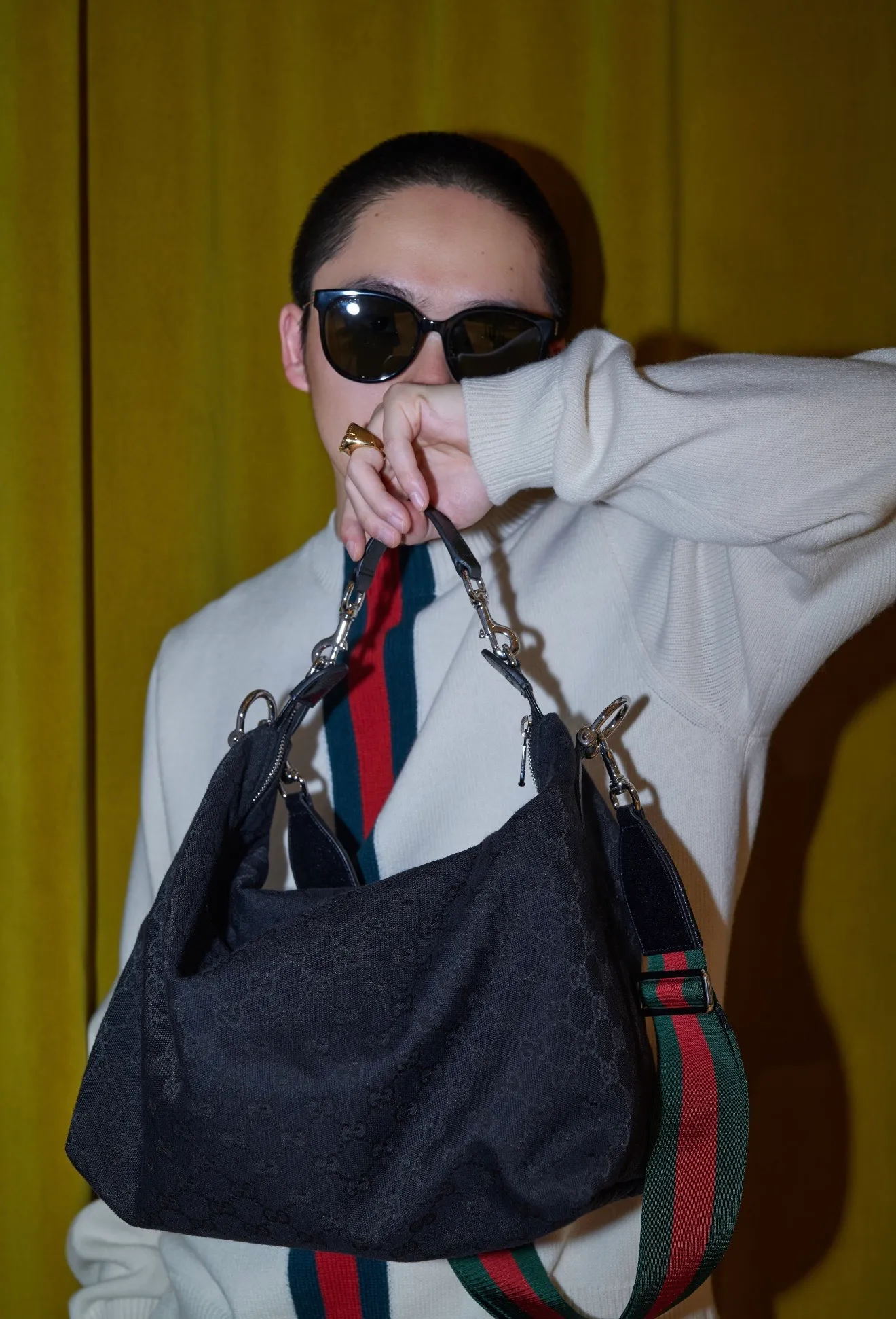 Gucci/Gucci red and green vertical striped knitted crew neck sweater