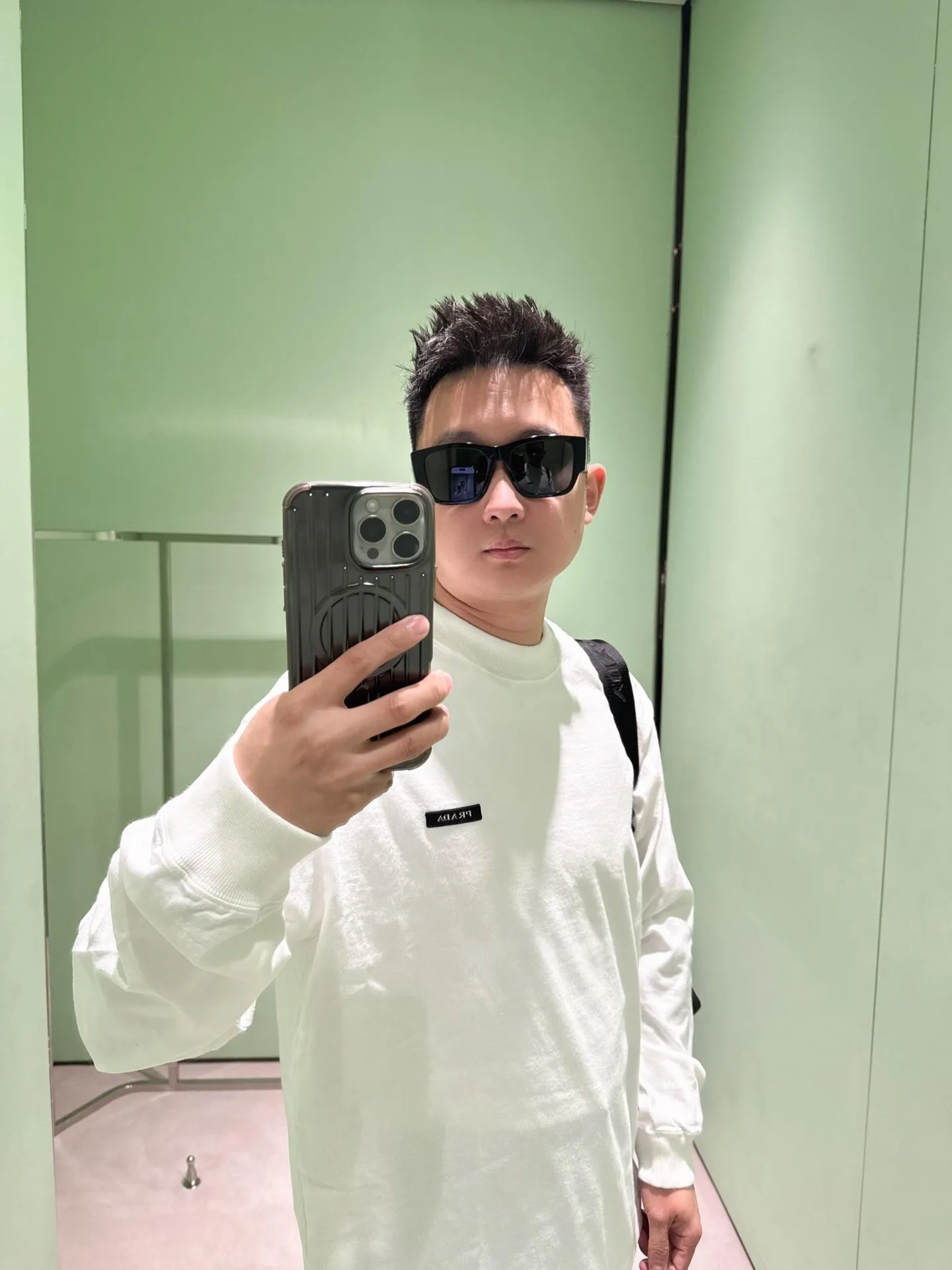 Prada/ T