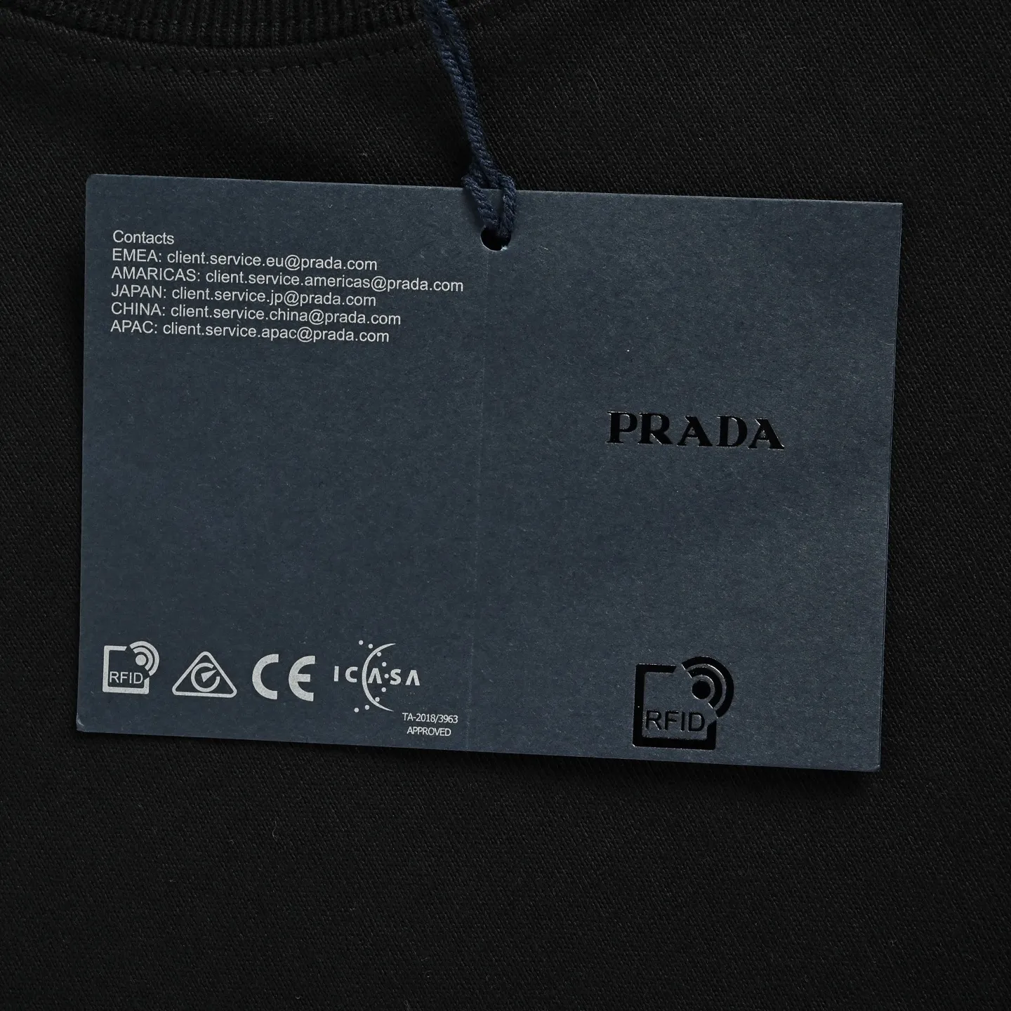 Prada/ T