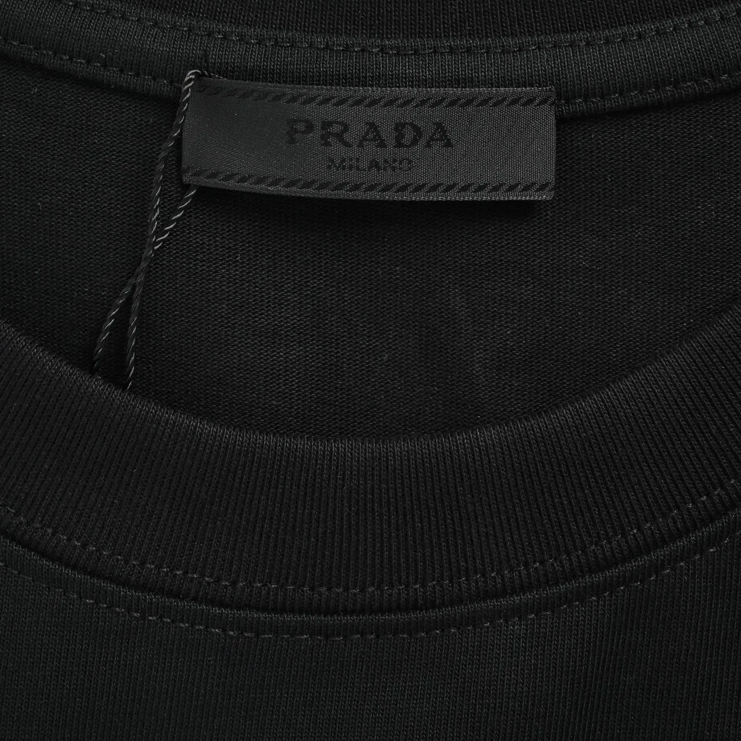 Prada/ 26ss logo