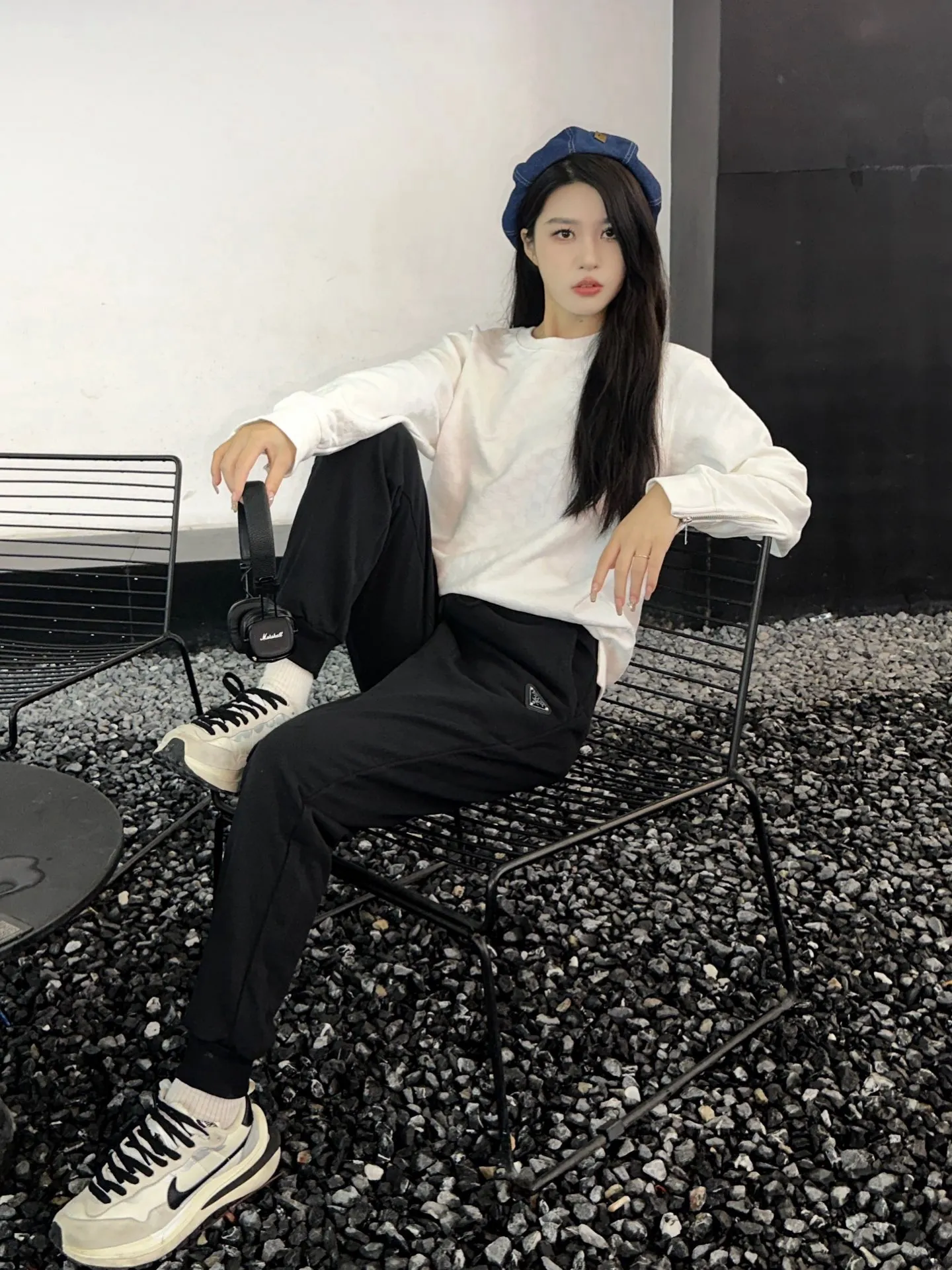 Prada/ Logo