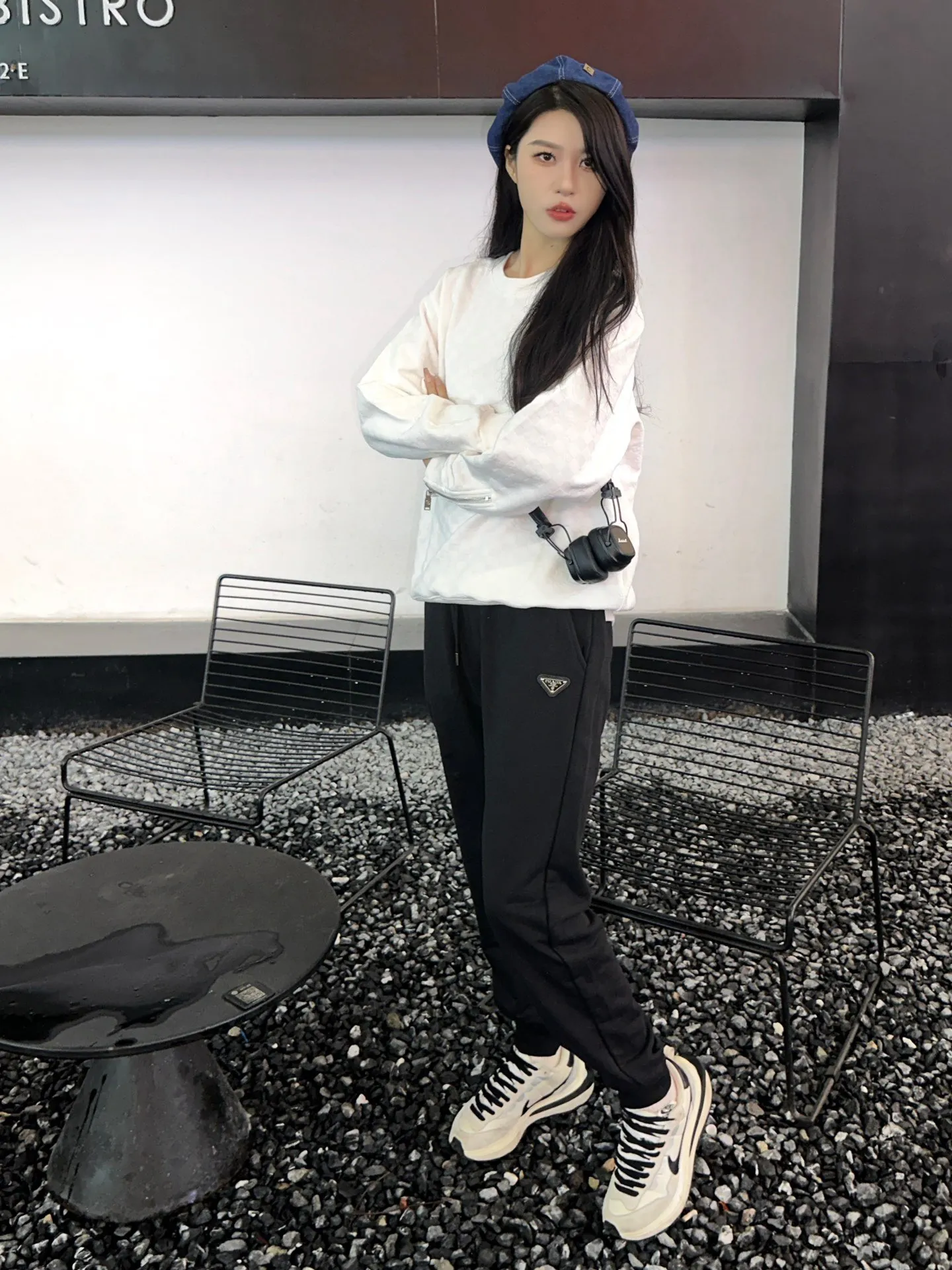 Prada/ Logo
