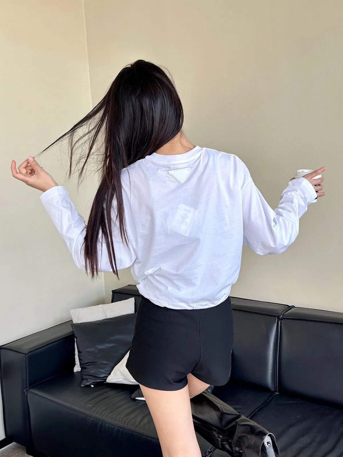 Prada/ 25ss T