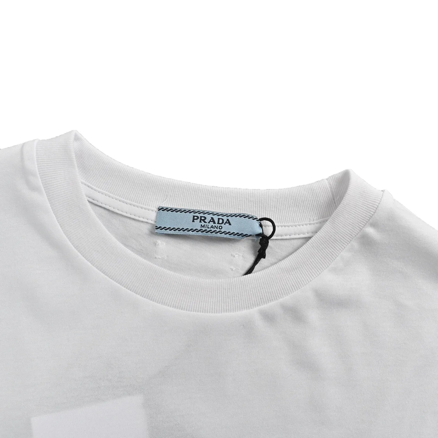 Prada/ 25ss T