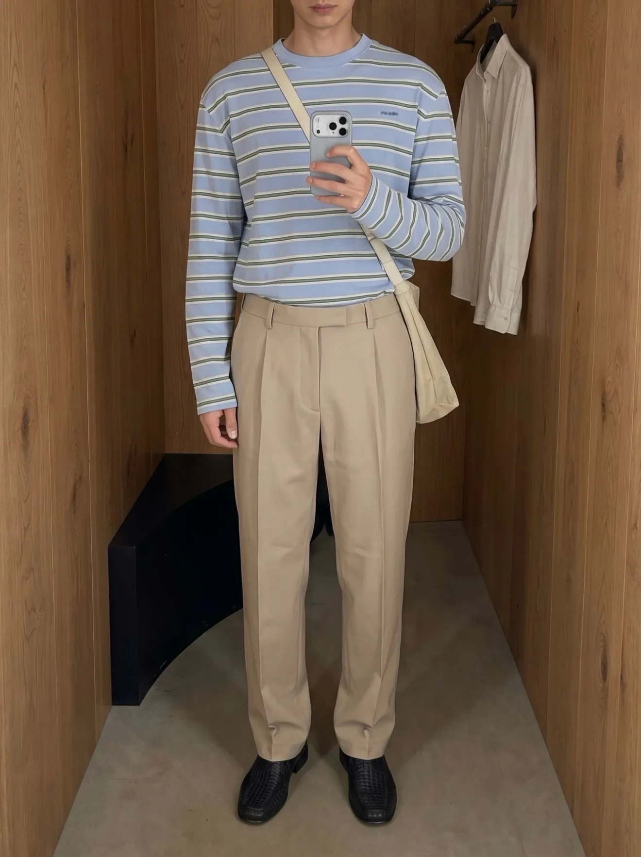 Prada/ T