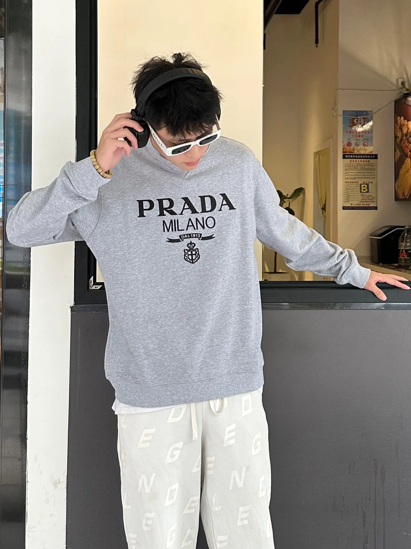 Prada/ 23Fw logo