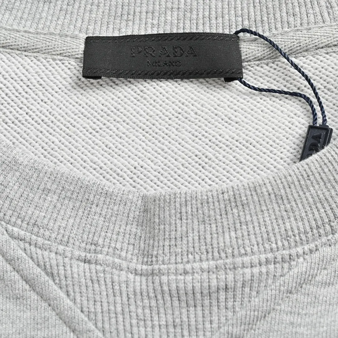 Prada/ 23Fw logo