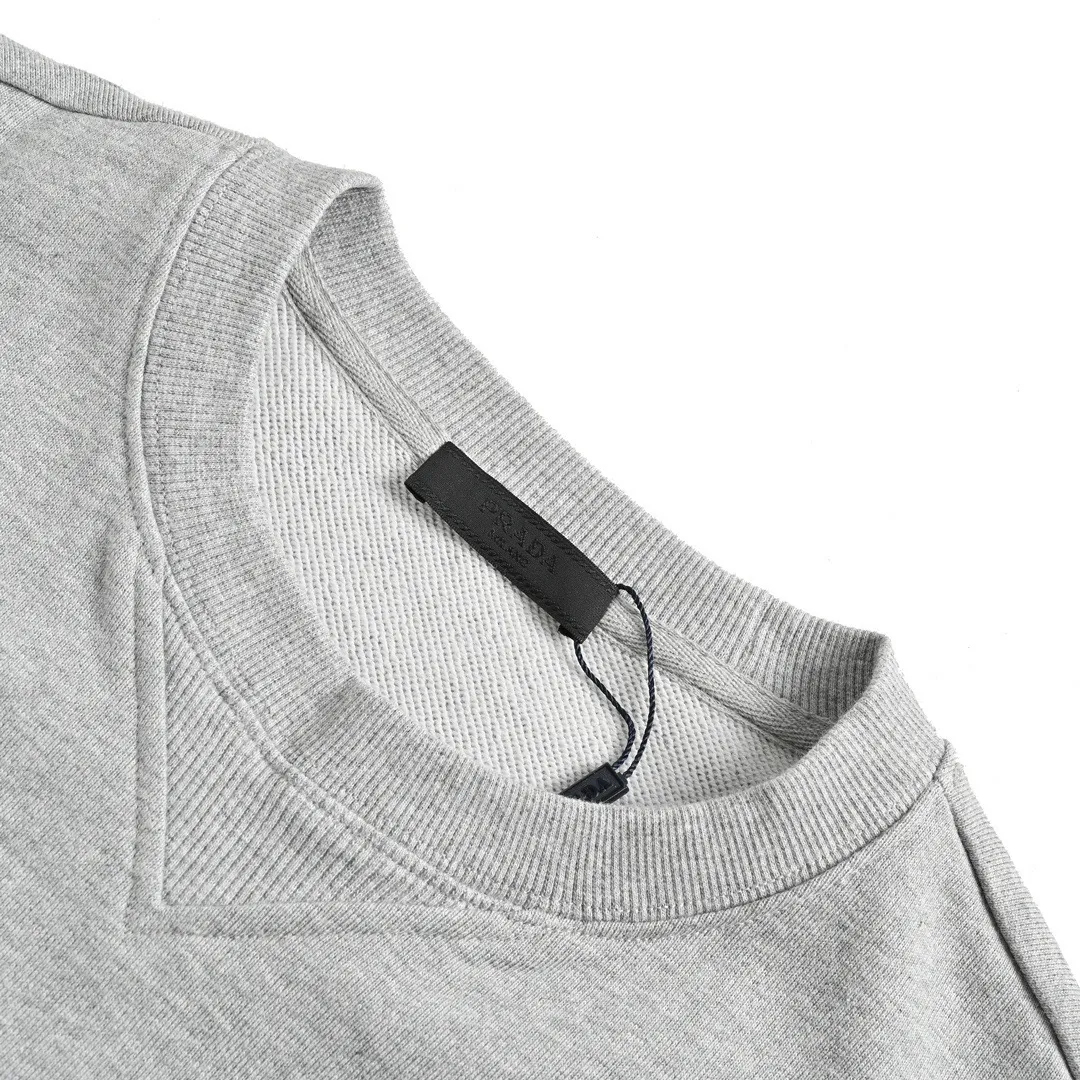Prada/ 23Fw logo
