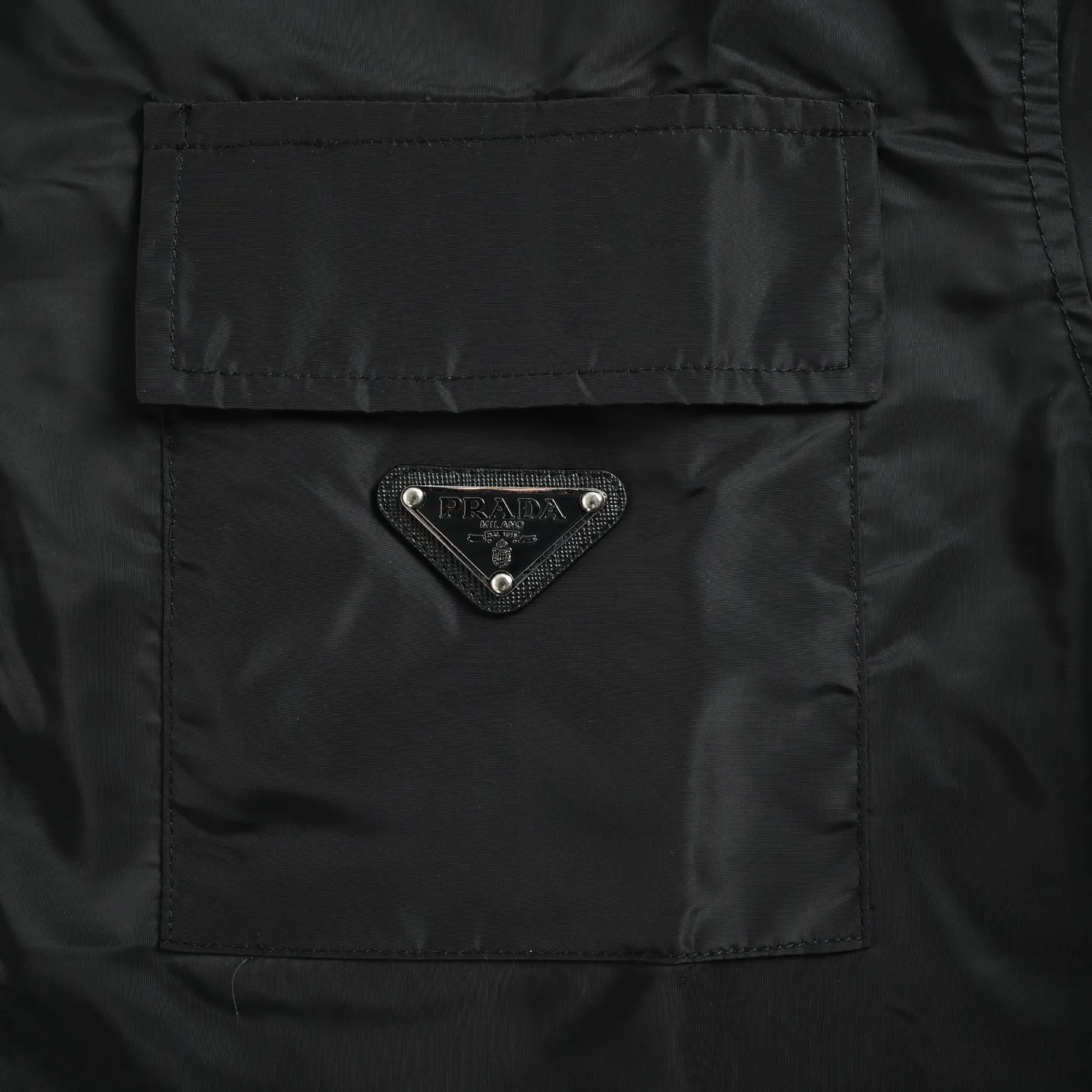Prada/ Classic