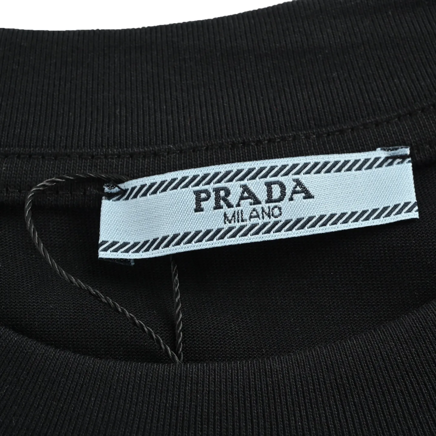 Prada/ 26ss logo