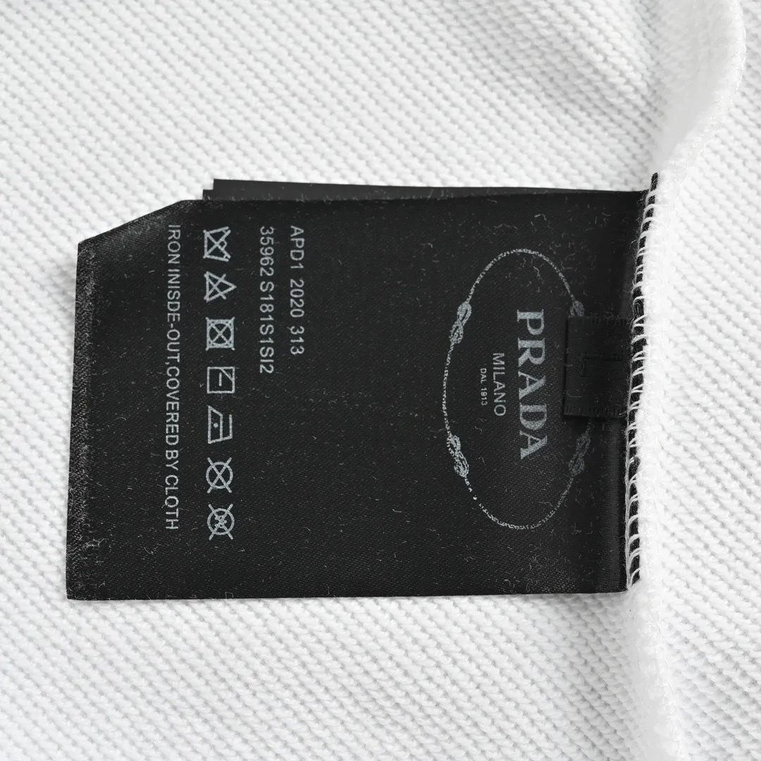 Prada/ 23Fw logo